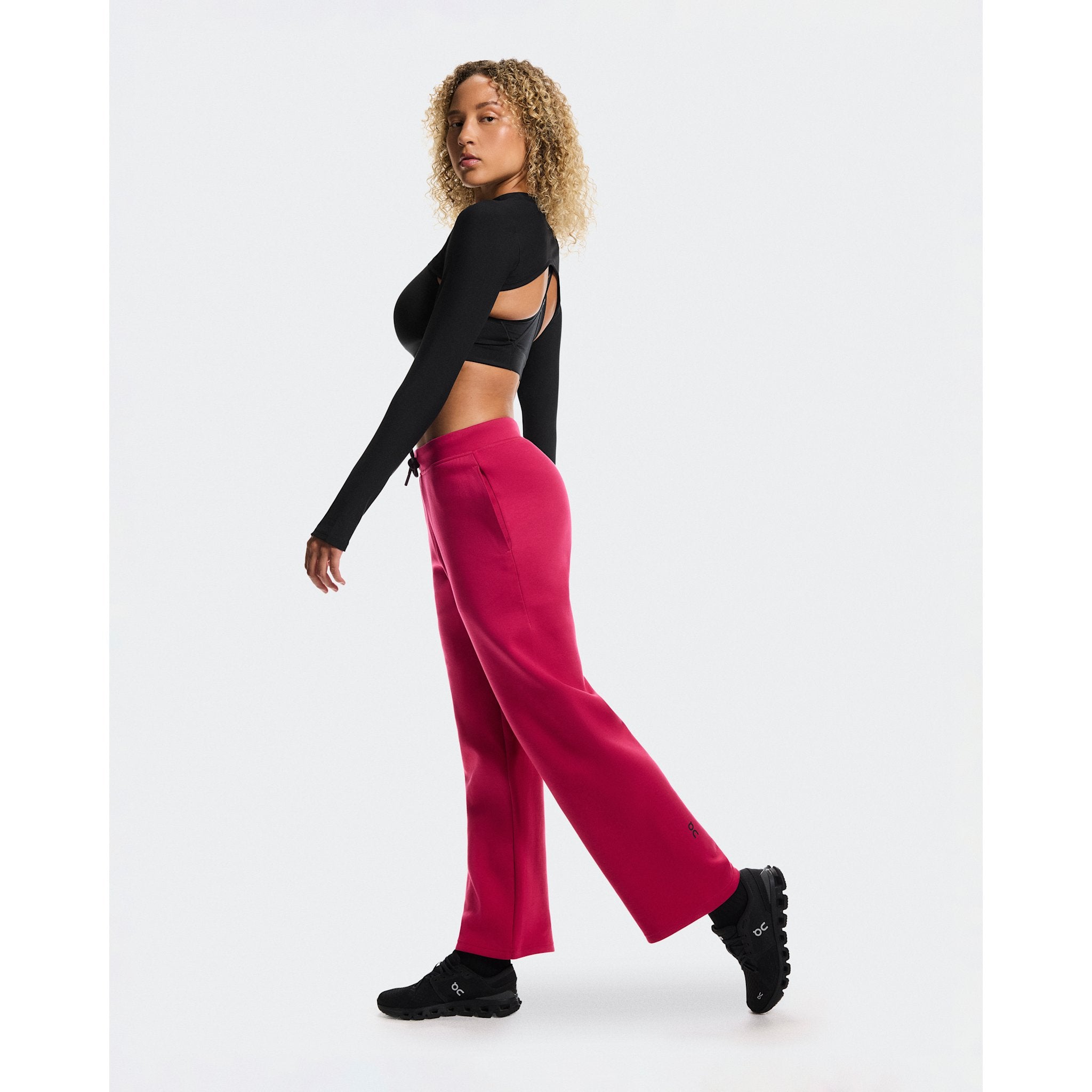 On Focus Tech Sweatpants Grenadine