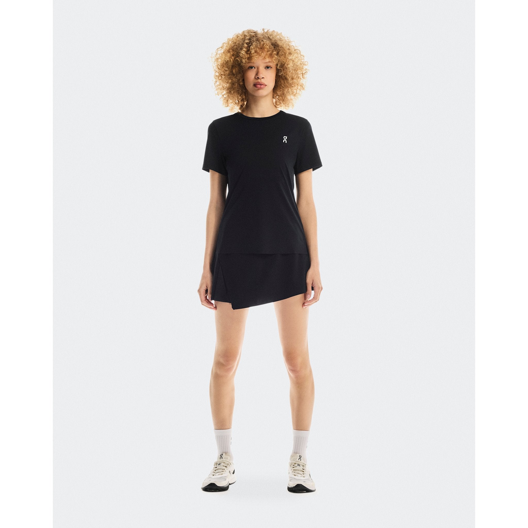 On Court Skirt Side Pleat Black
