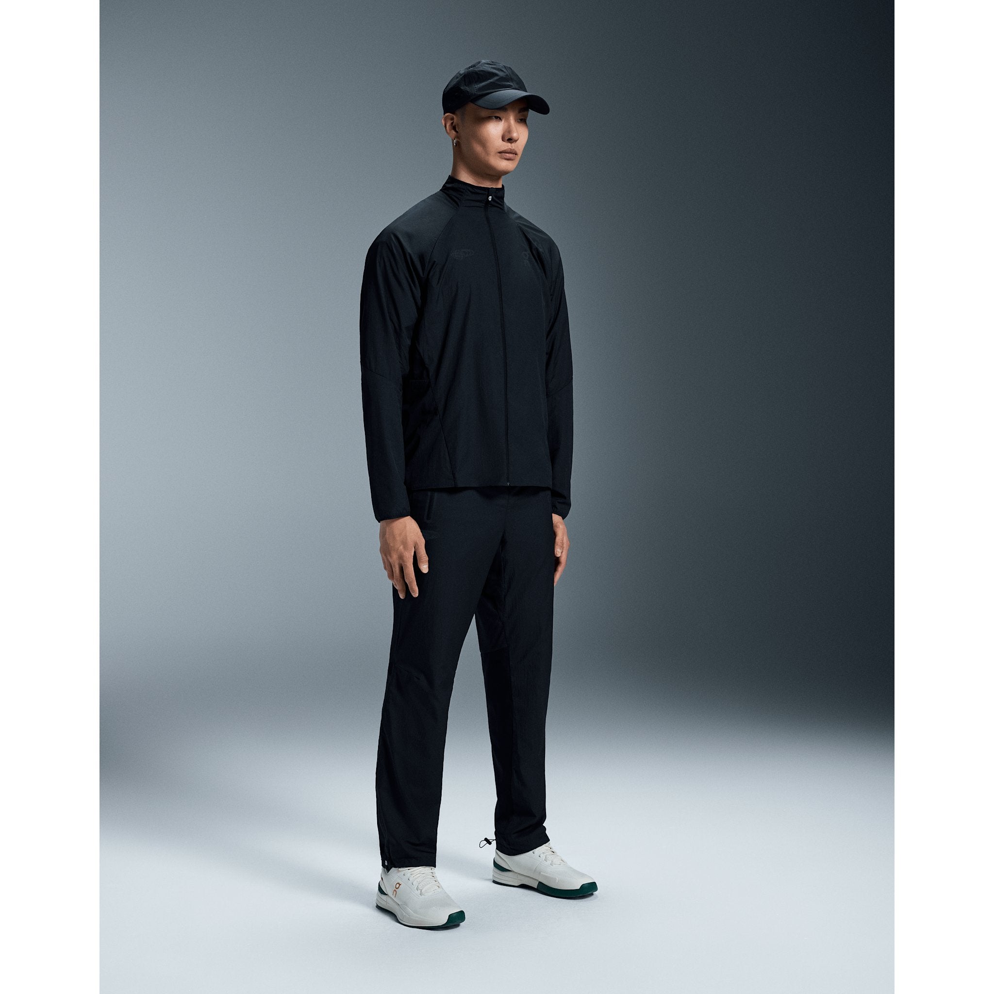 On Track Pants Beams Black