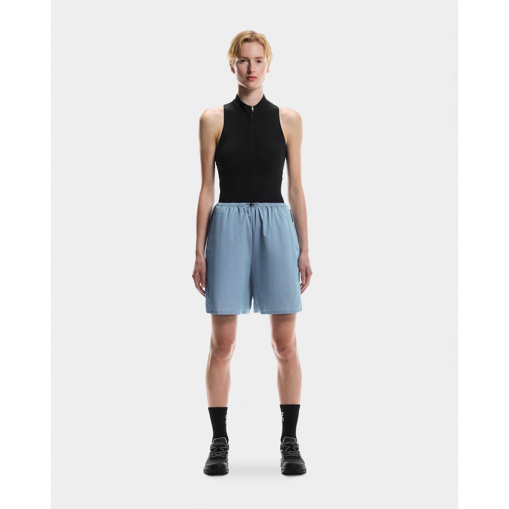 On Track Shorts Arctic | Pink