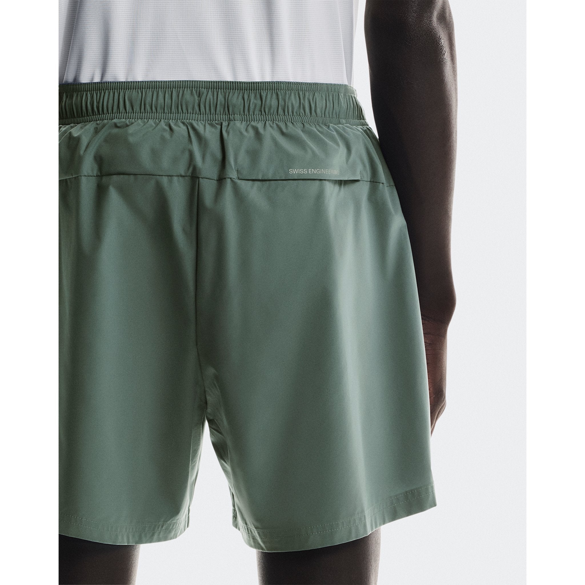 On 5" Core Shorts Olive
