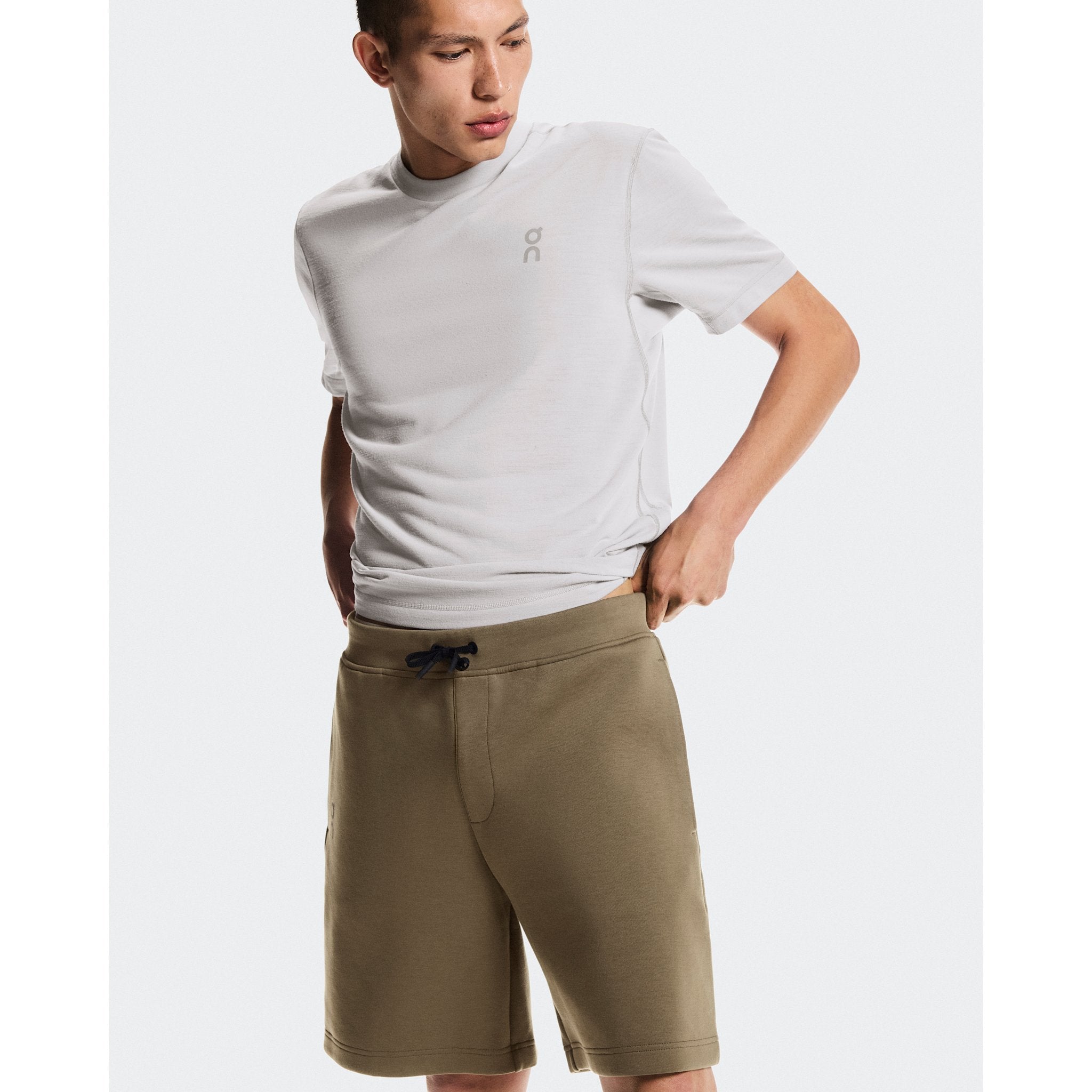 On Focus Tech Shorts Kalamata