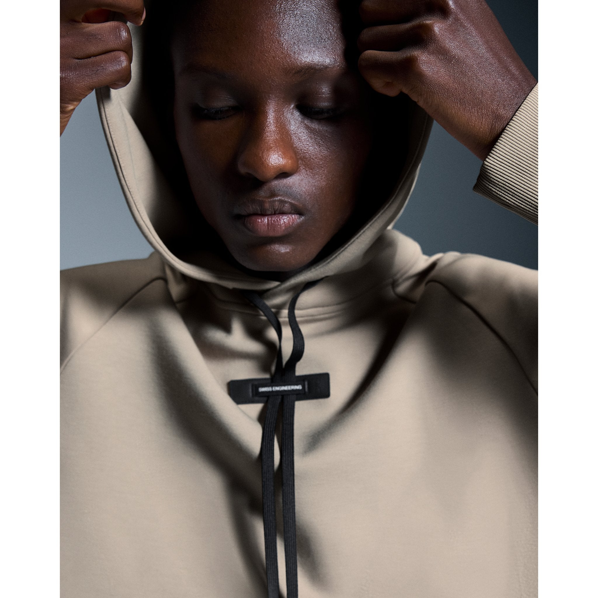 On Hoodie Desert