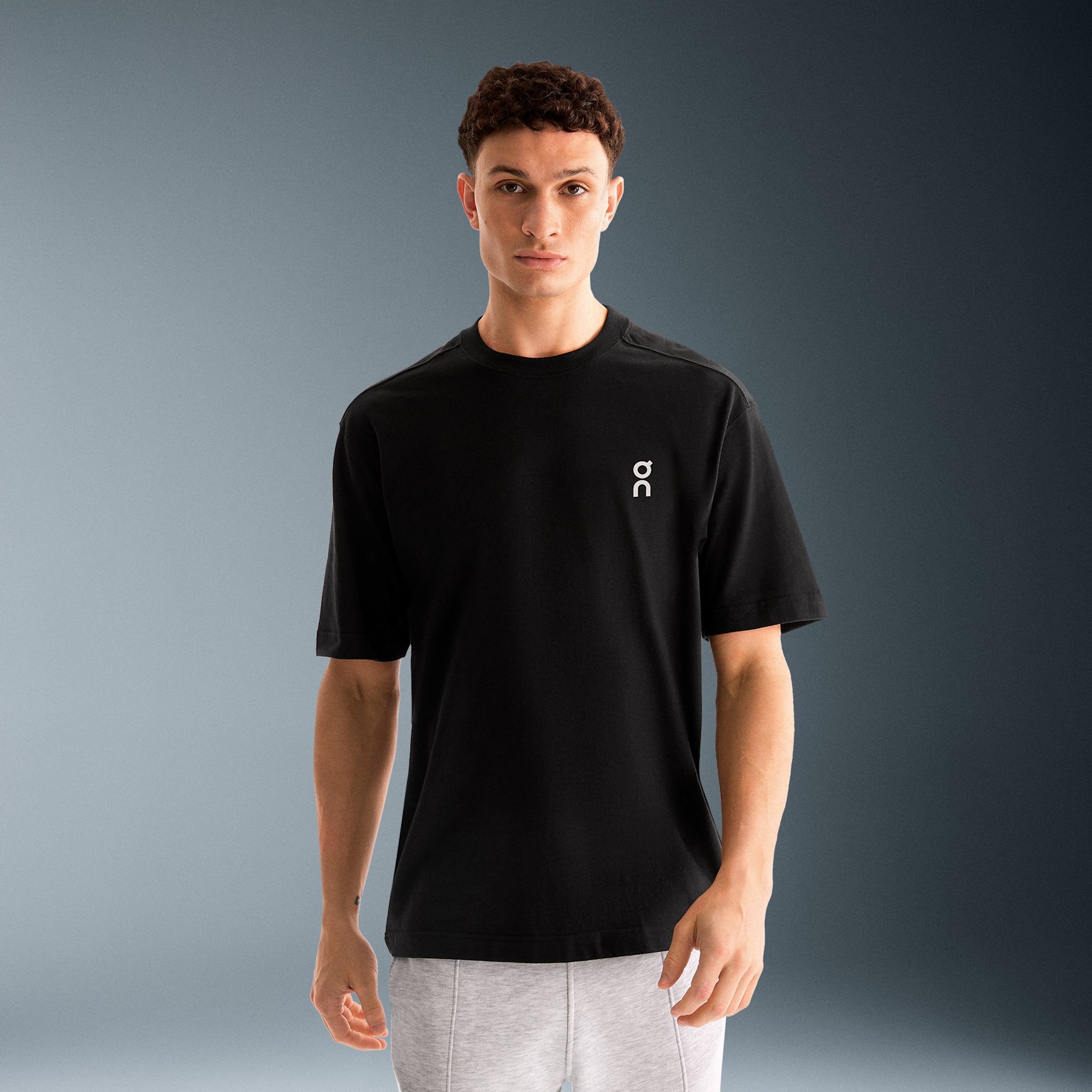 On Club-T Black