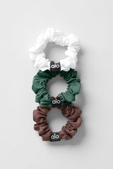 Alo Yoga Fresh Mini Scrunchie 3-Pack - Brownstone/White/Clover Green