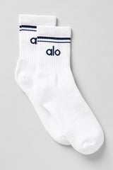Alo Yoga Unisex Half-Crew Throwback Sock - White/Navy