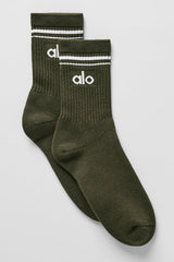 Alo Yoga Unisex Half-Crew Throwback Sock - Green Olive/White