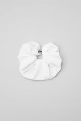 Alo Yoga Bead It Oversized Scrunchie - White