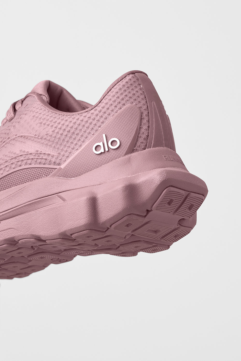 Alo Yoga ALO Runner - Smoky Quartz