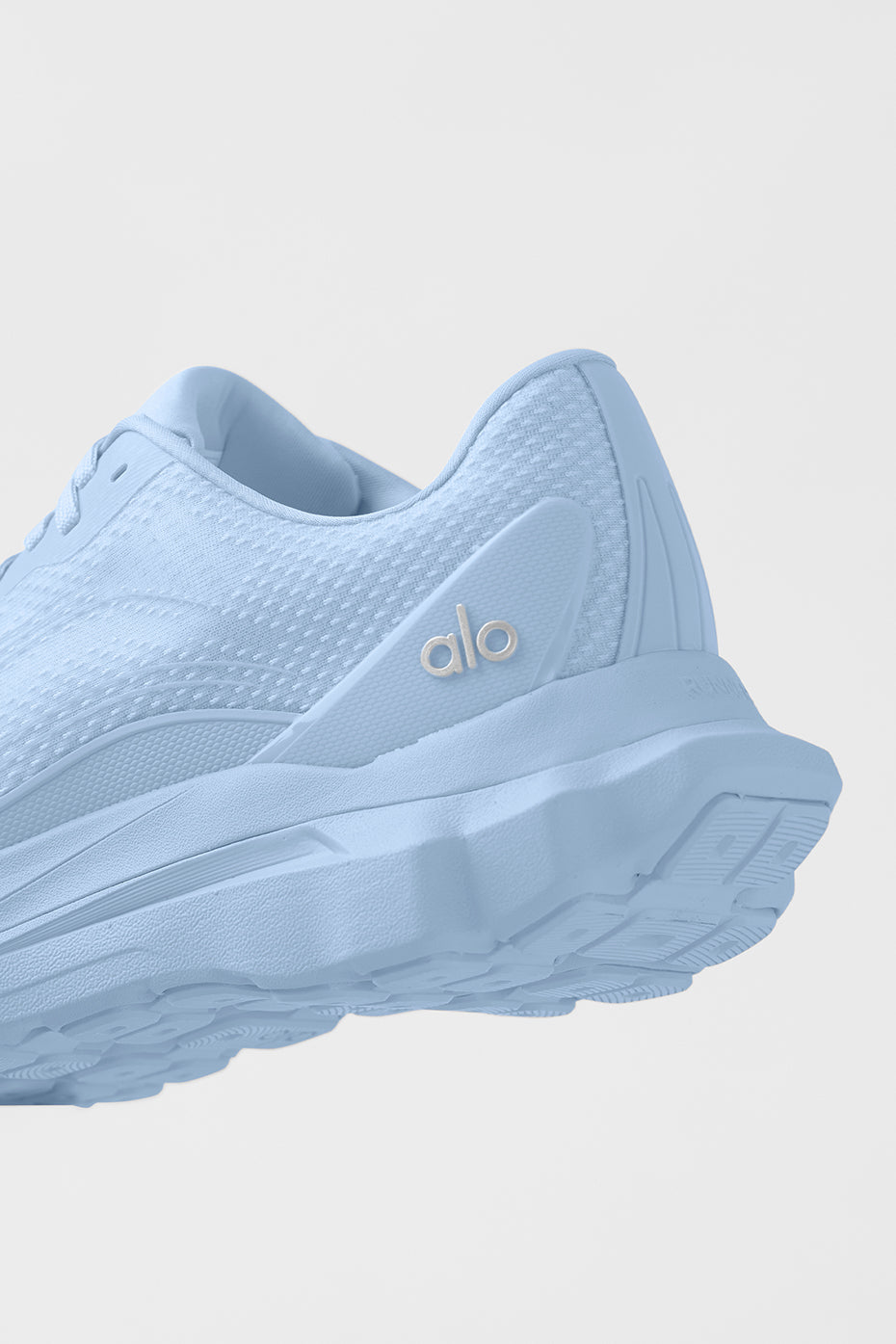 Alo Yoga ALO Runner - Seashell Blue