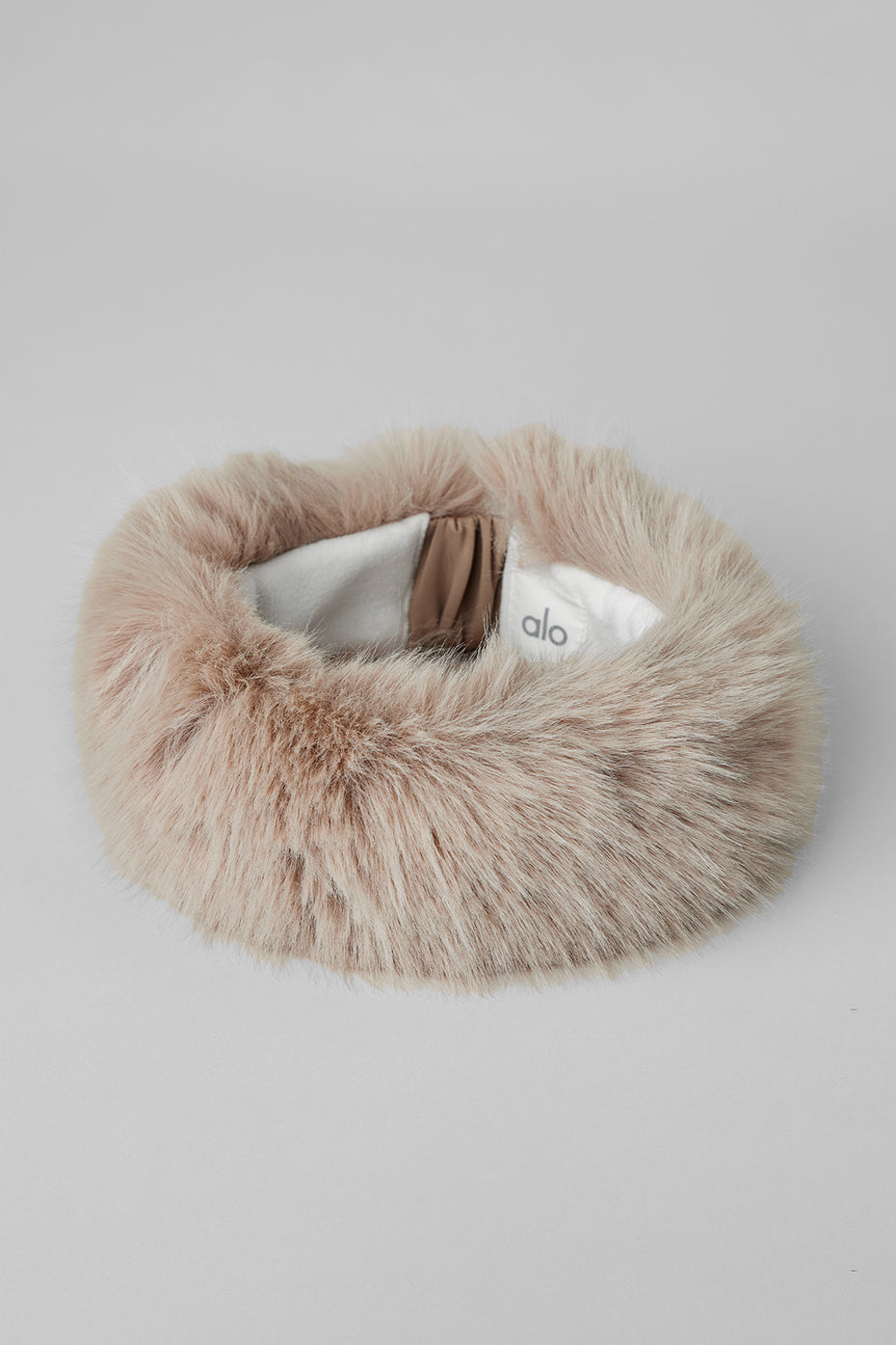 Alo Yoga Opulent Faux Fur Wintersun Headband - Oat