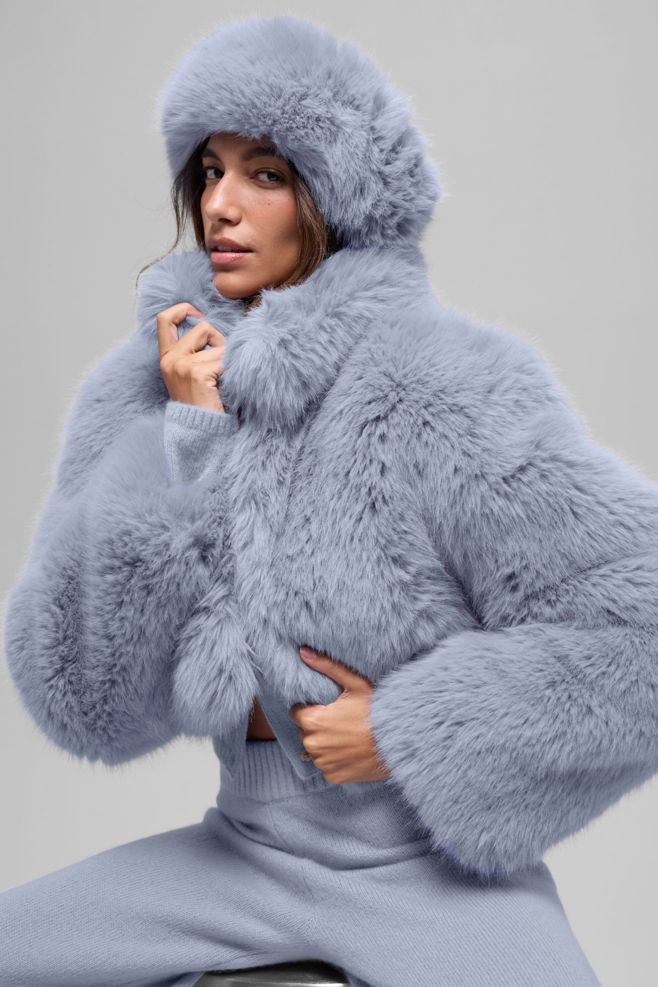 Alo Yoga Opulent Faux Fur Wintersun Headband - Winter Frost