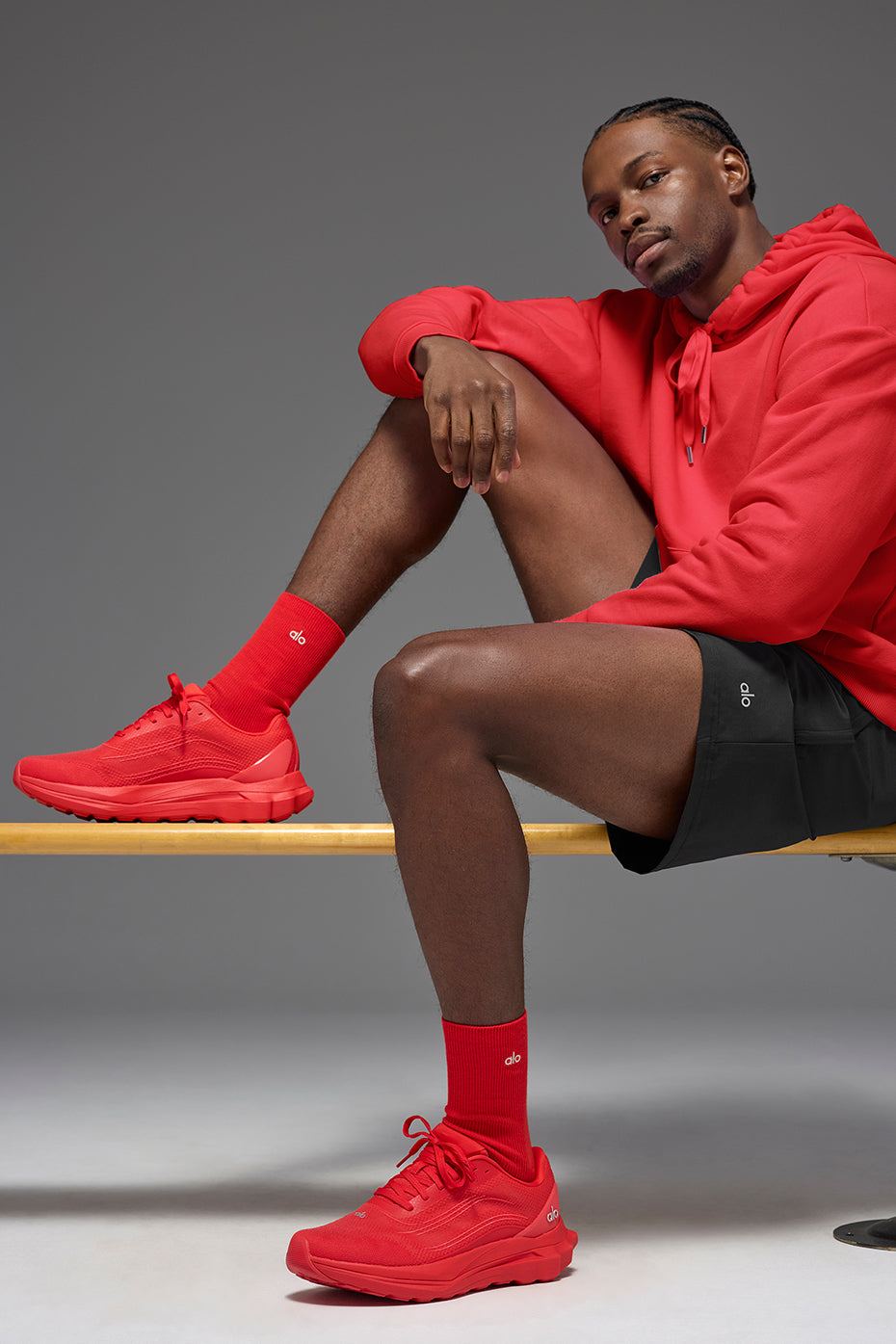 Alo Yoga Unisex Half-Crew Understated Sock - Bright Red