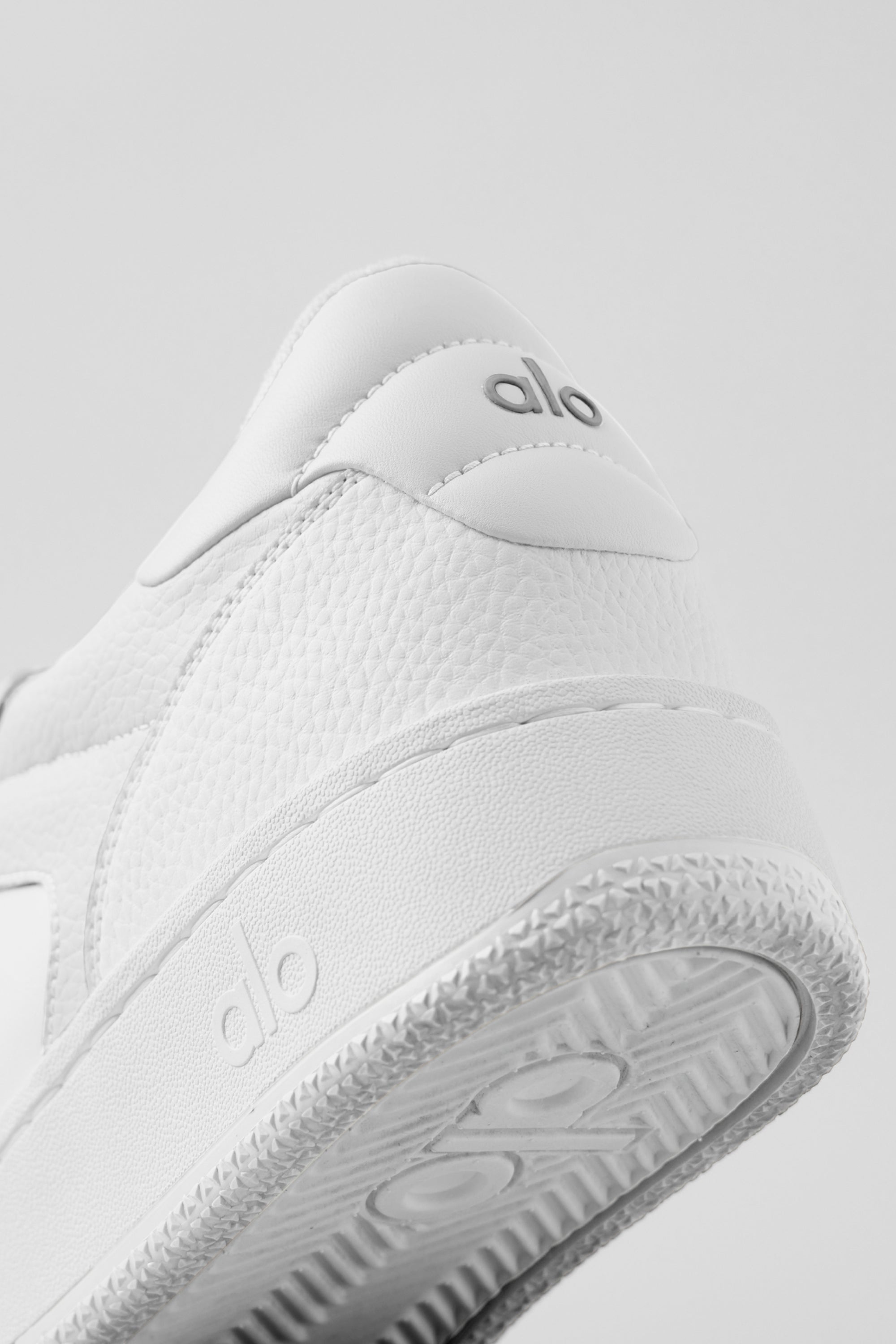 Alo Yoga ALO Recovery Mode Sneaker - Natural White