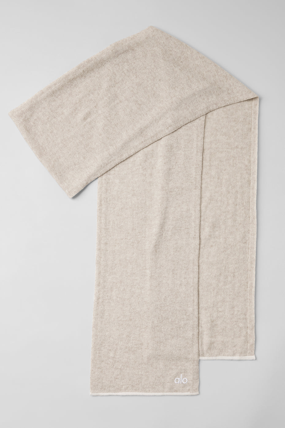 Alo Yoga Cashmere Light Frosted Scarf - Winter Latte/Ivory