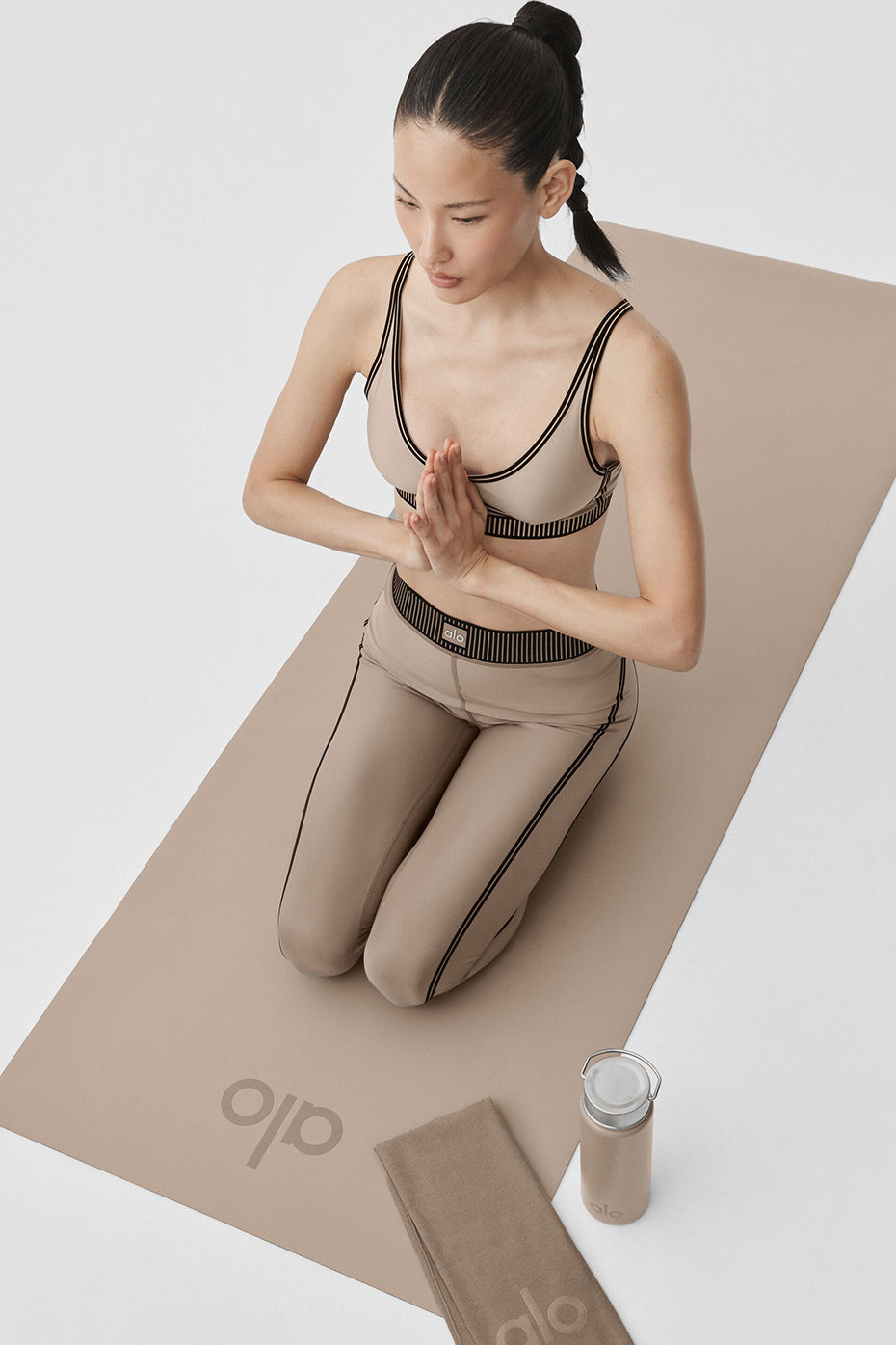 Alo Yoga Lightweight Warrior Mat - Gravel