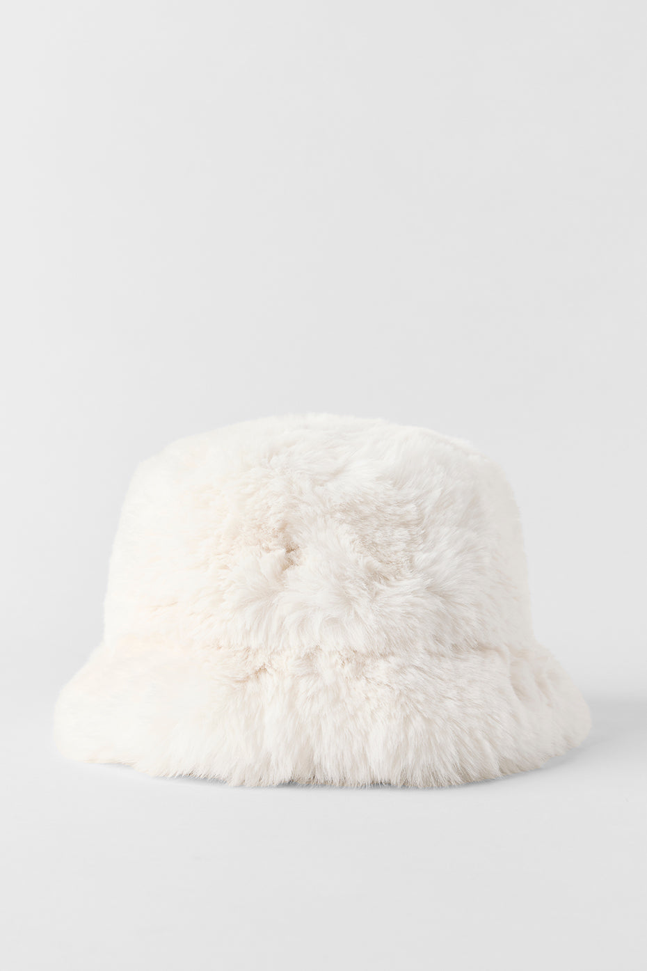 Alo Yoga Faux Fur Starstruck Bucket Hat - Ivory