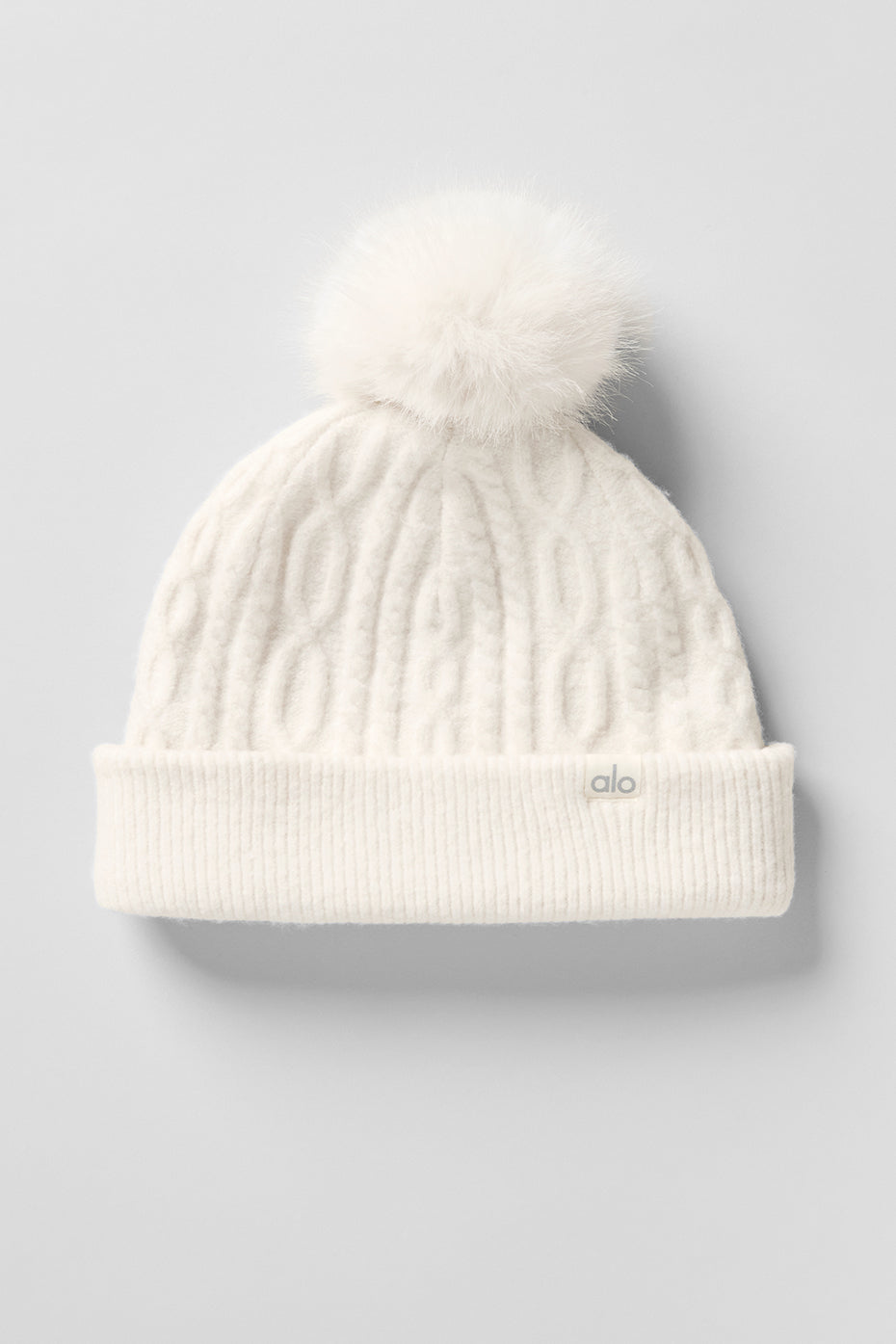 Alo Yoga Cable Knit Winter Bliss Beanie - Ivory
