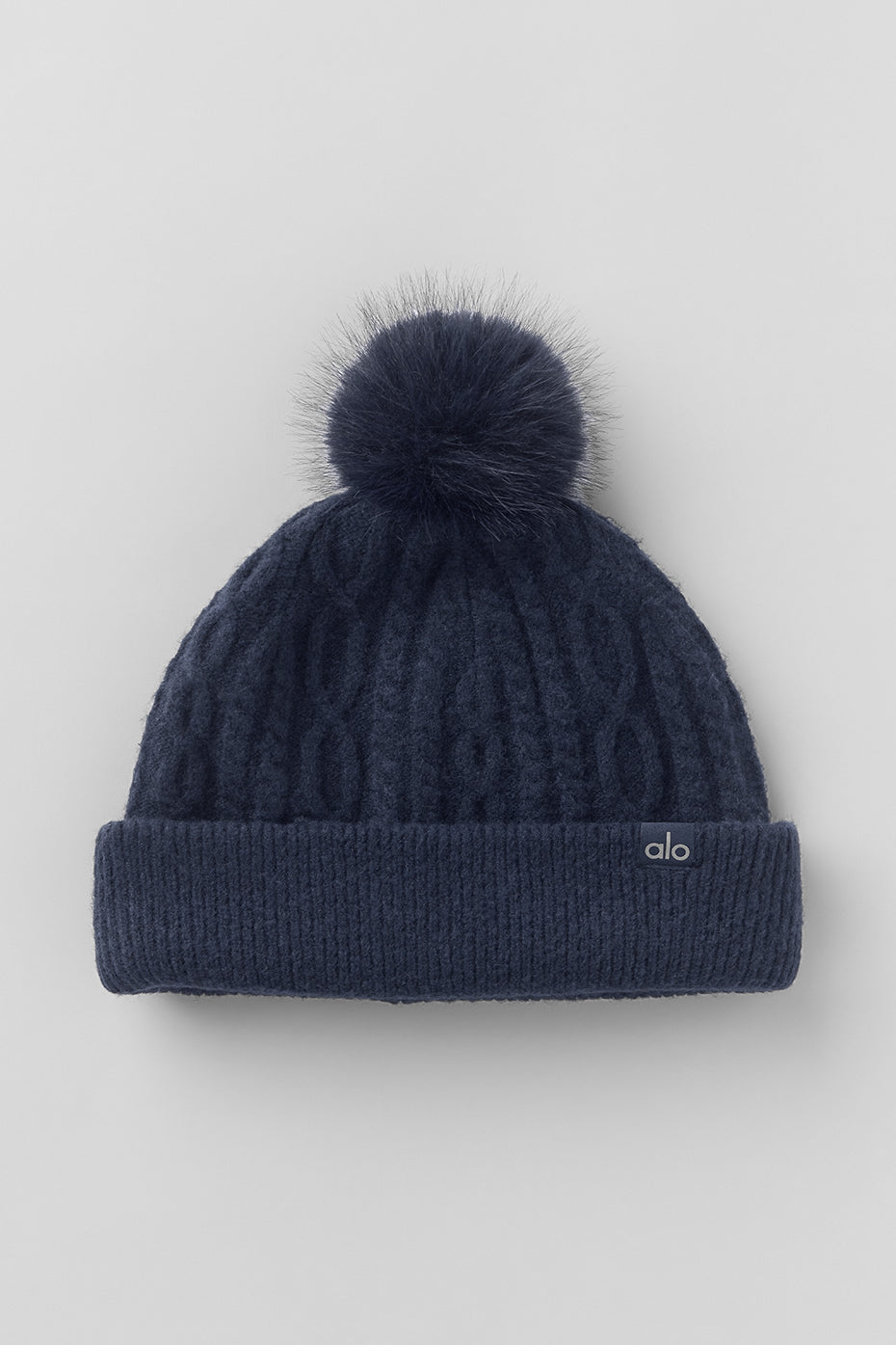 Alo Yoga Cable Knit Winter Bliss Beanie - Navy