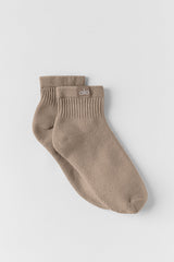 Alo Yoga Quarter Crew Street Sock - Gravel