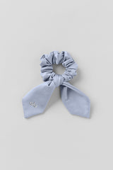 Alo Yoga Airlift Rhythm Scrunchie - Winter Frost
