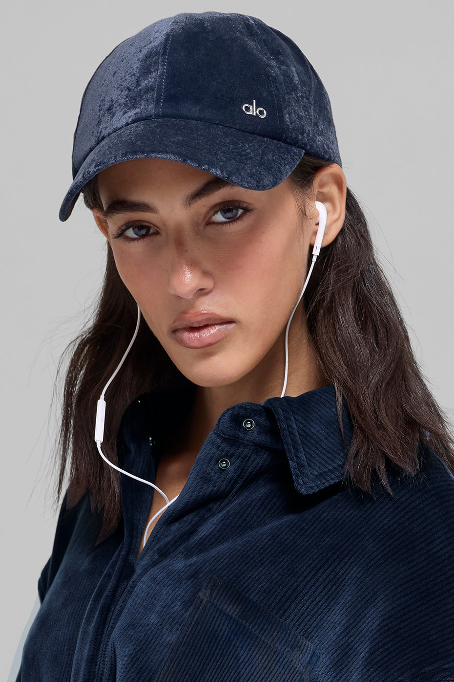 Alo Yoga Velvet Off-Duty Cap - Navy