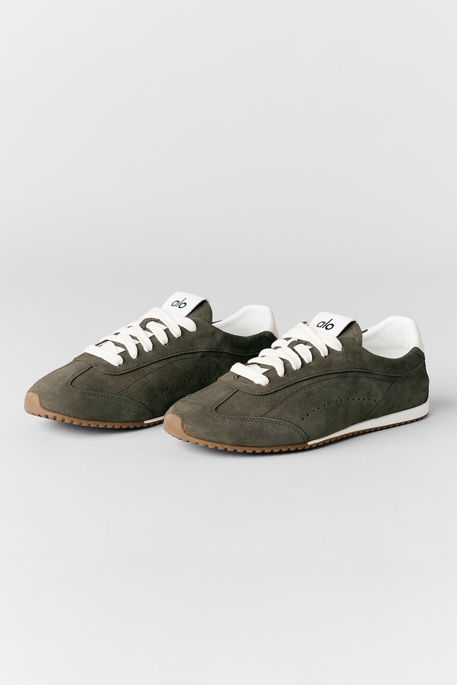 Alo Yoga ALO Sunset Sneaker - Olive Tree
