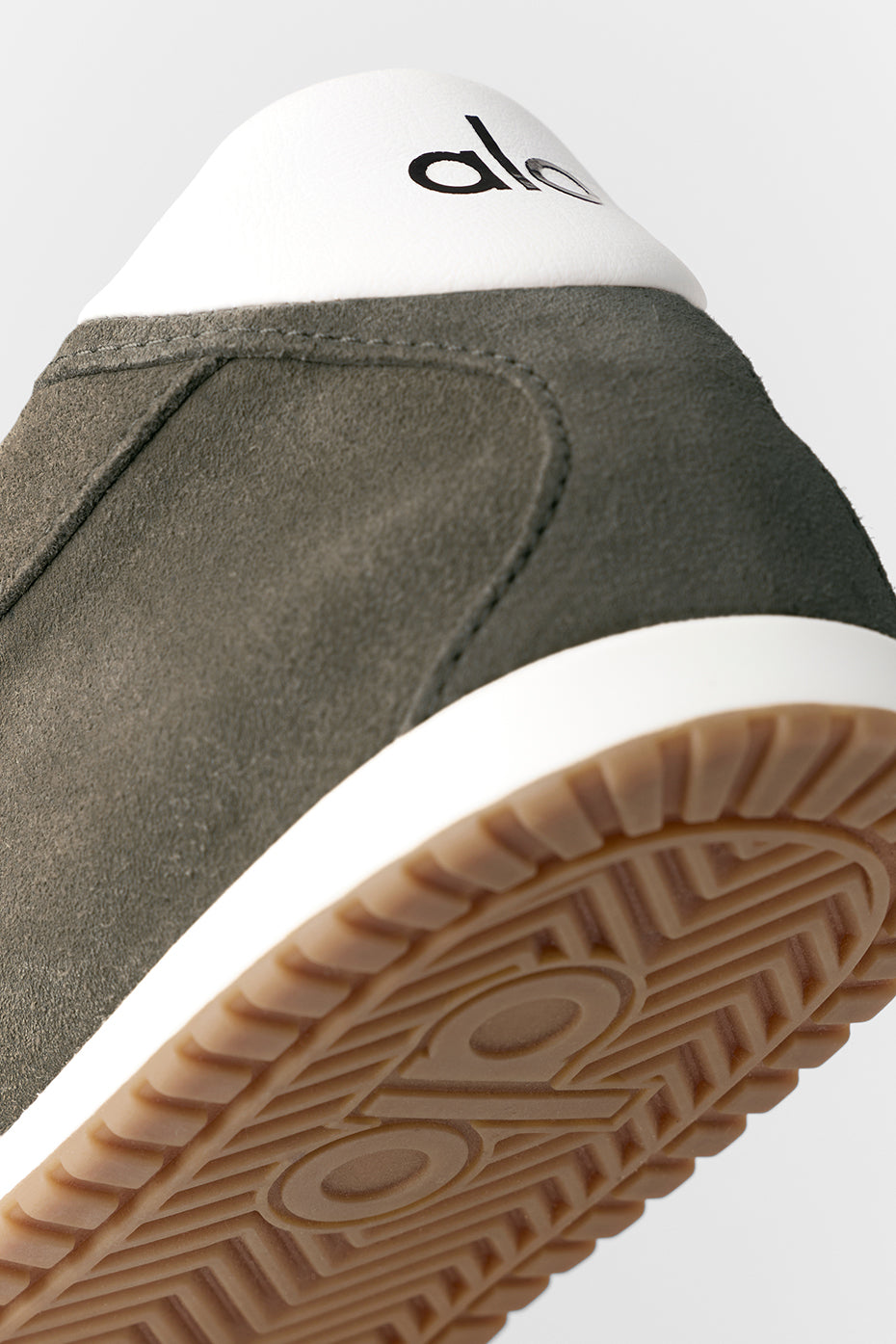 Alo Yoga ALO Sunset Sneaker - Olive Tree
