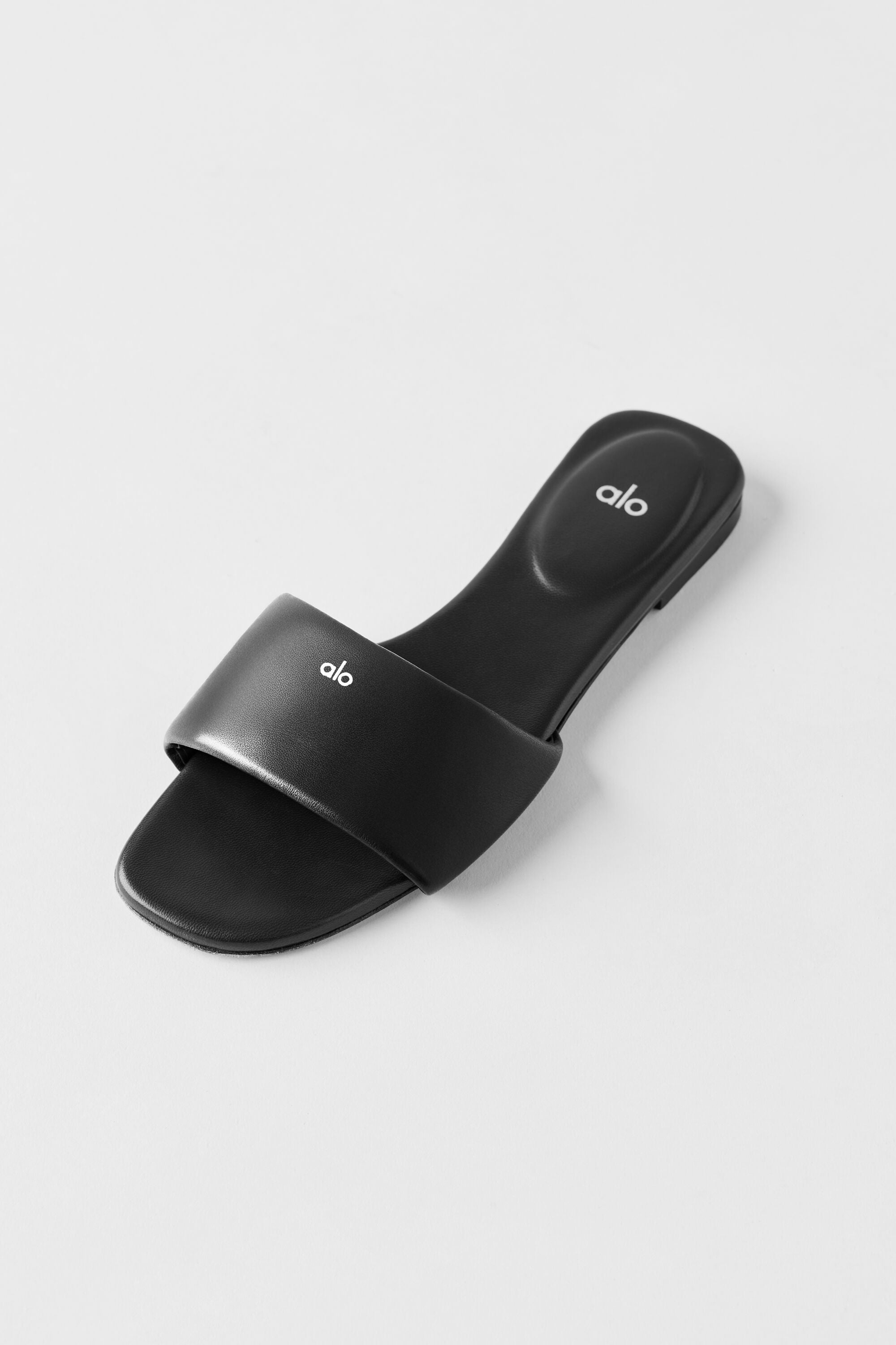 Alo Yoga ALO Classico Sandal - Black