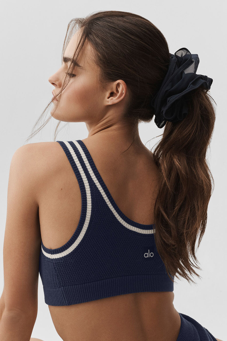 Alo Yoga Mesh Sweet Nothing Oversize Scrunchie - Navy
