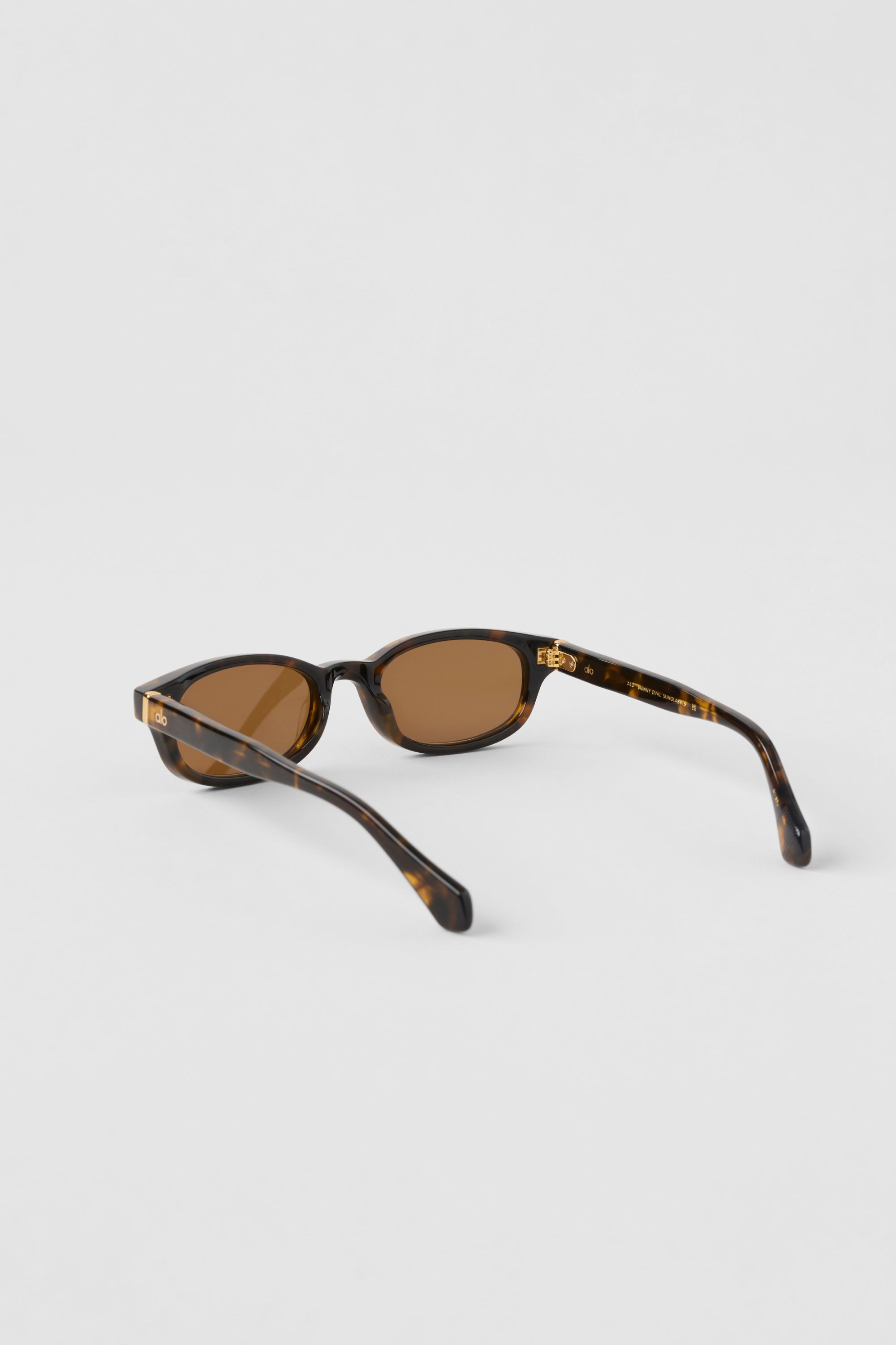 Alo Yoga ALO Skinny Oval Sunglasses - Tortoise
