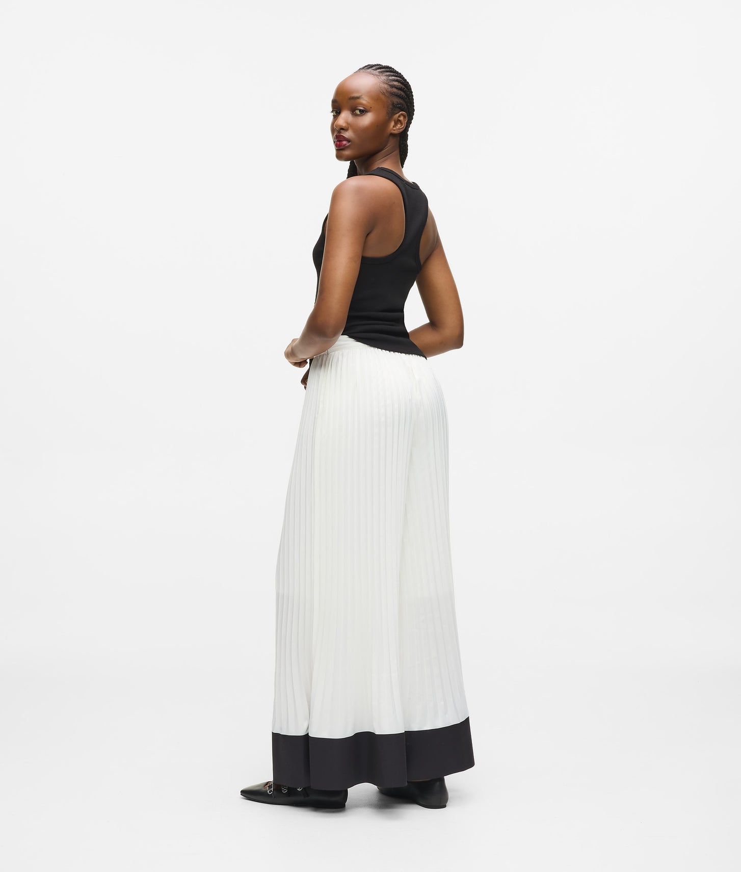 Karl Lagerfeld Pleated Wide-Leg Pants Pristine