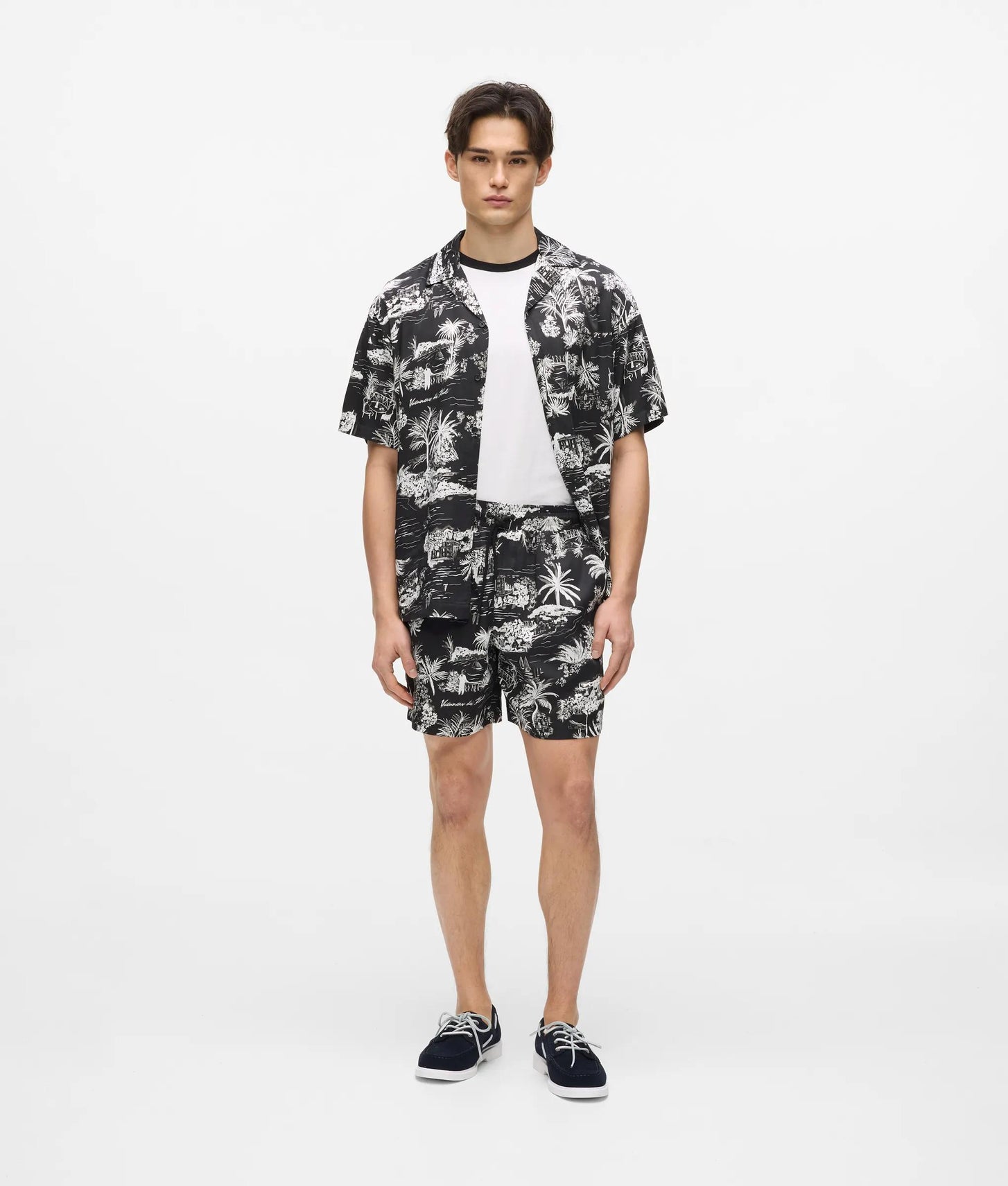 Karl Lagerfeld All-Over-Print Shorts Black