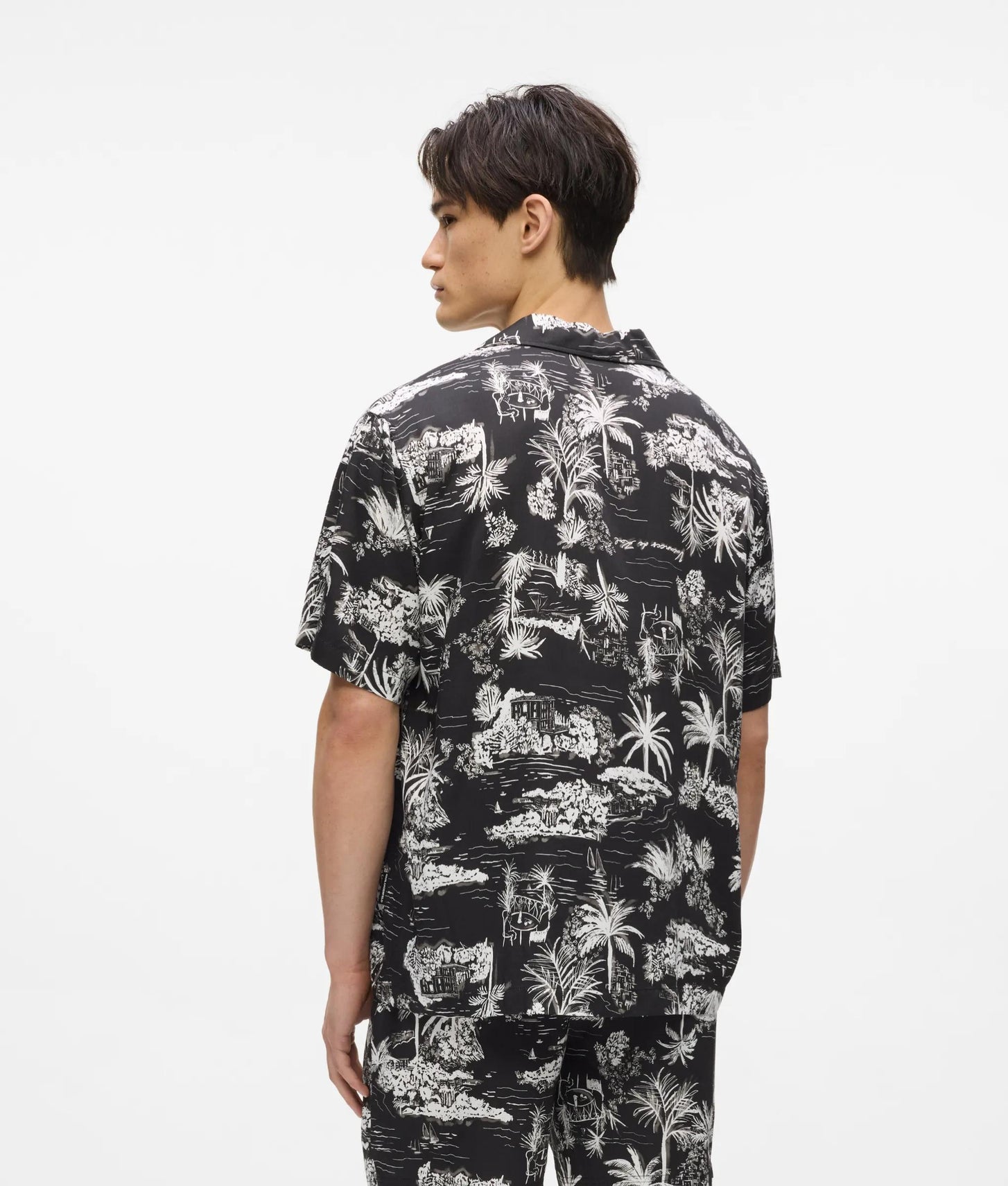 Karl Lagerfeld Short-Sleeved All-Over-Print Shirt Black