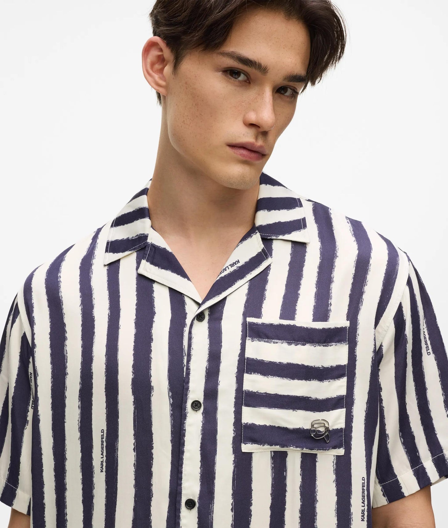 Karl Lagerfeld Ikon Short-Sleeved Striped Bowling Shirt Cannoli Cream
