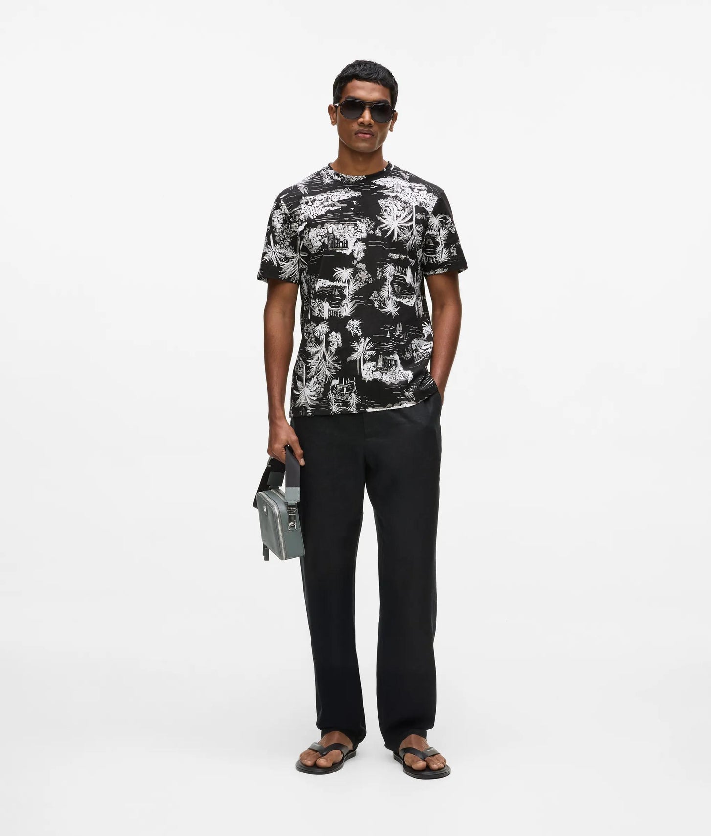 Karl Lagerfeld Villa La Vigie Print T-Shirt Black