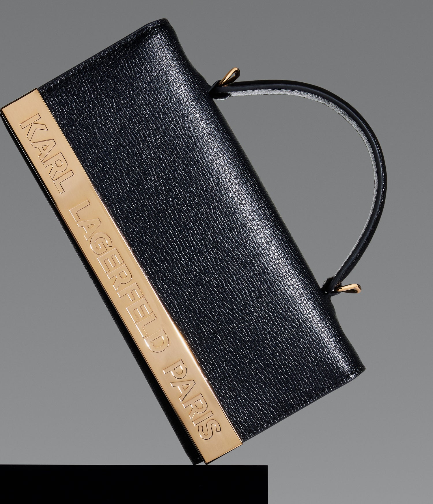 KarlLagerfeld Kosette wallet with chain black