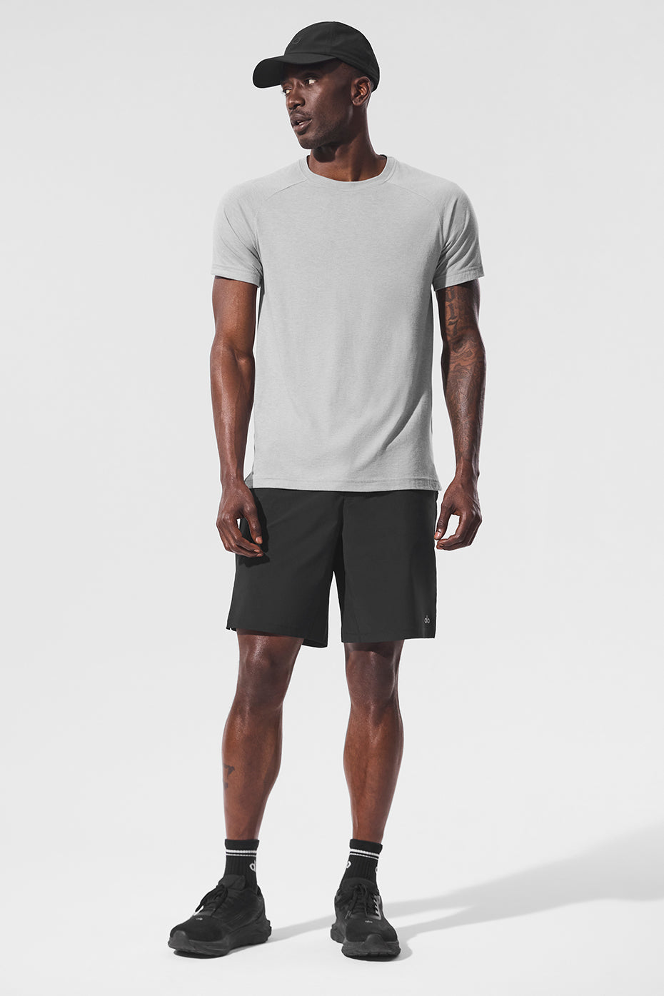 Alo Yoga Triumph Raglan Tee - Athletic Heather Grey