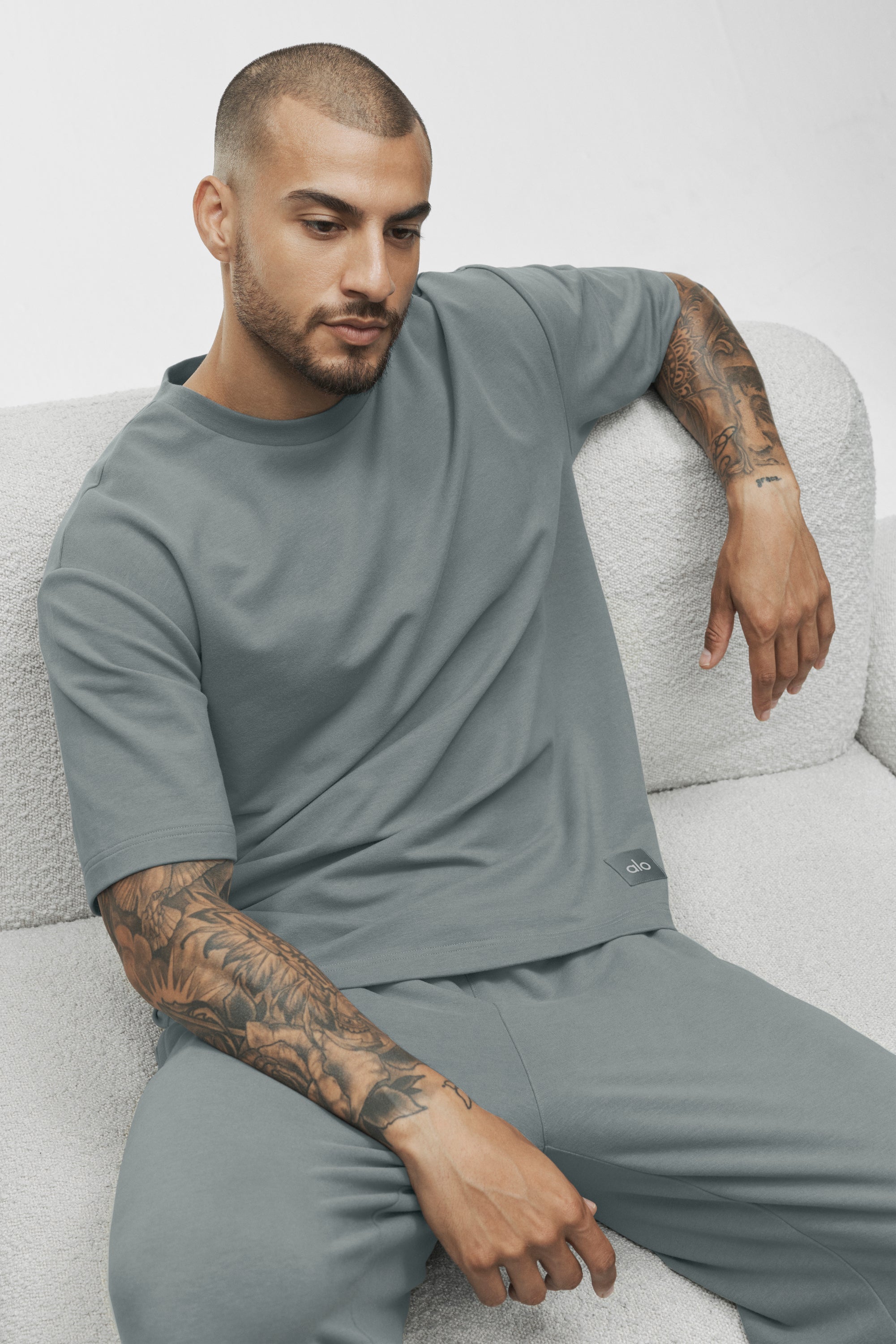 Alo Yoga Double Take Short Sleeve - Monument