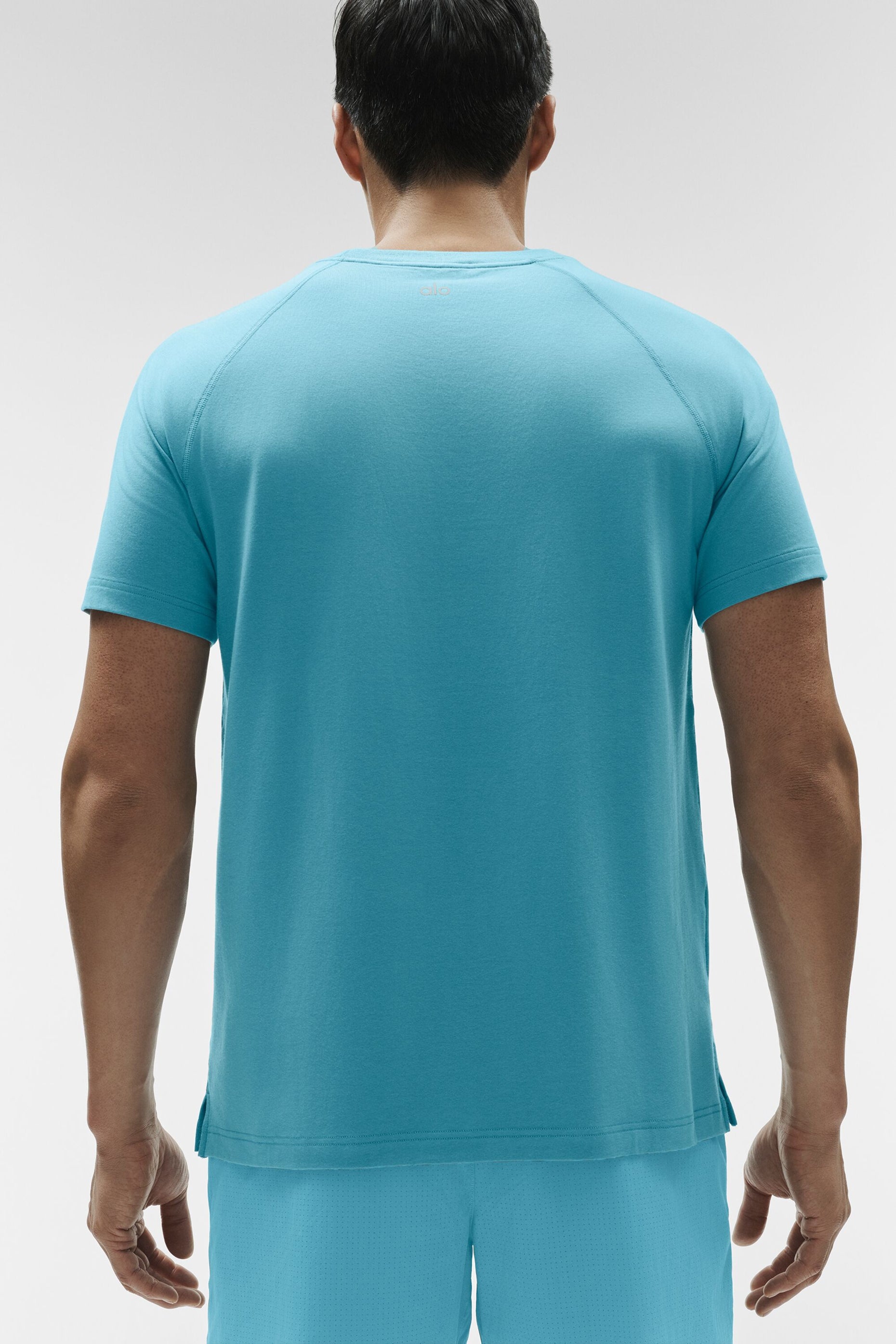 Alo Yoga ALO Vapor Crewneck Short Sleeve - Blue Breeze