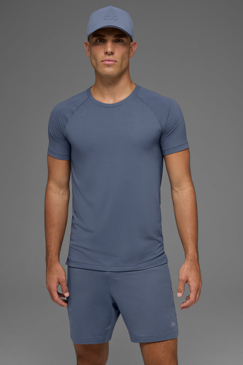 Alo Yoga Idol Crewneck Short Sleeve - Bluestone