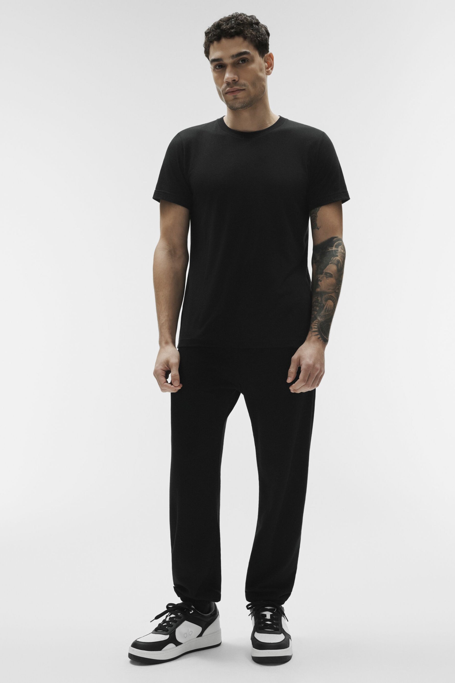Alo Yoga Triumph Tee - Black