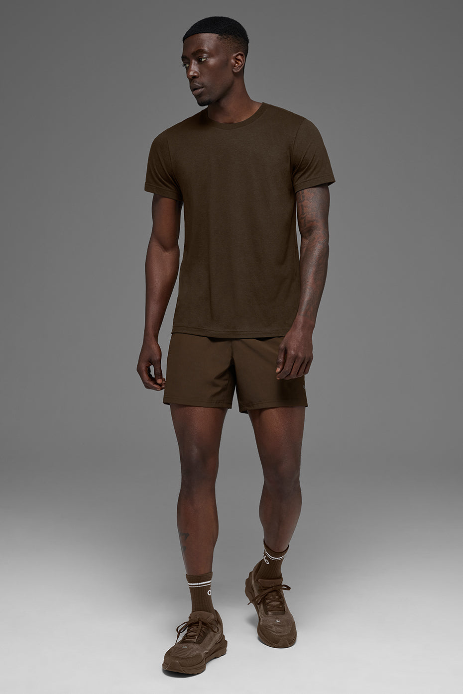 Alo Yoga Triumph Tee - Espresso