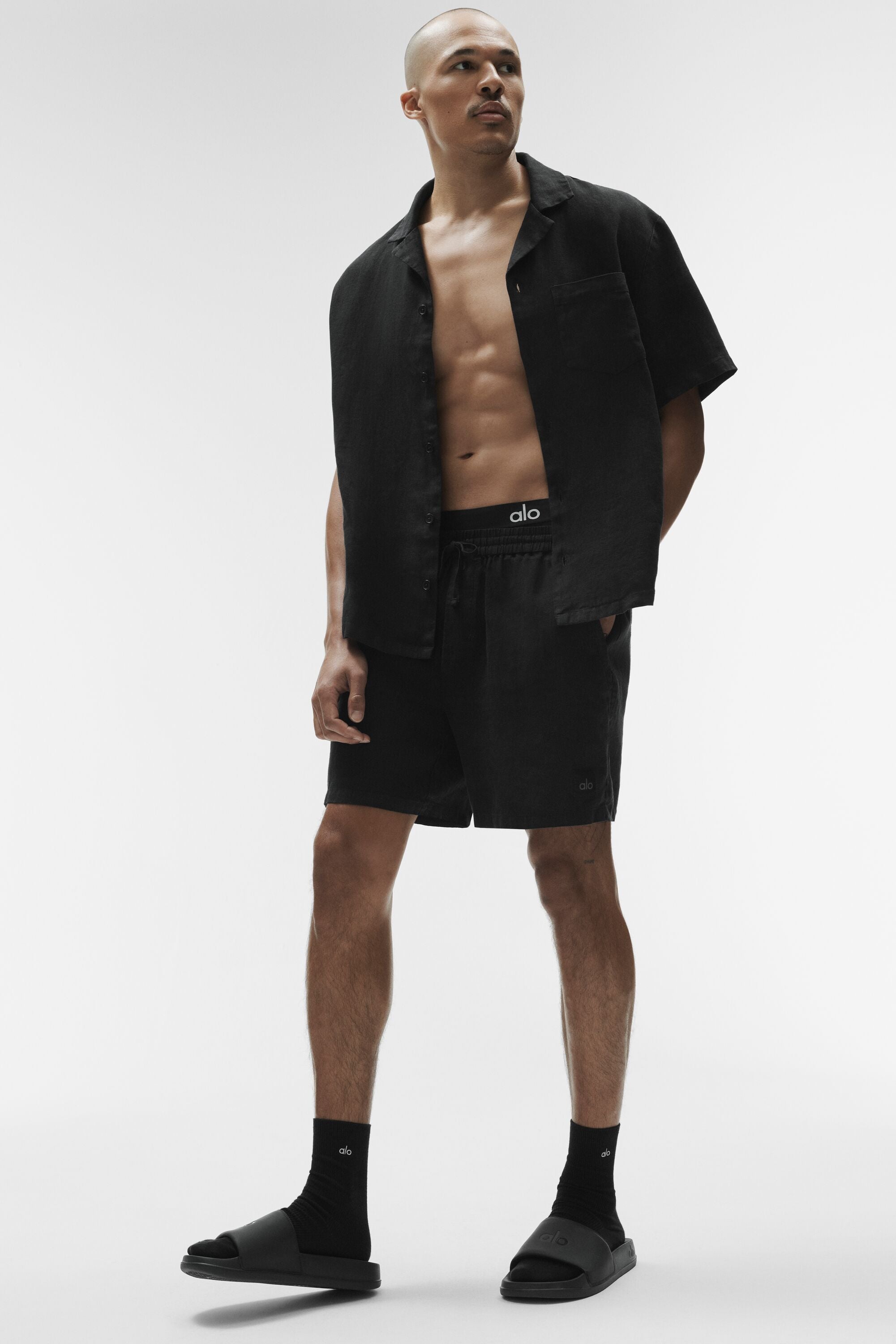 Alo Yoga Linen Days Short Sleeve Button Up - Black