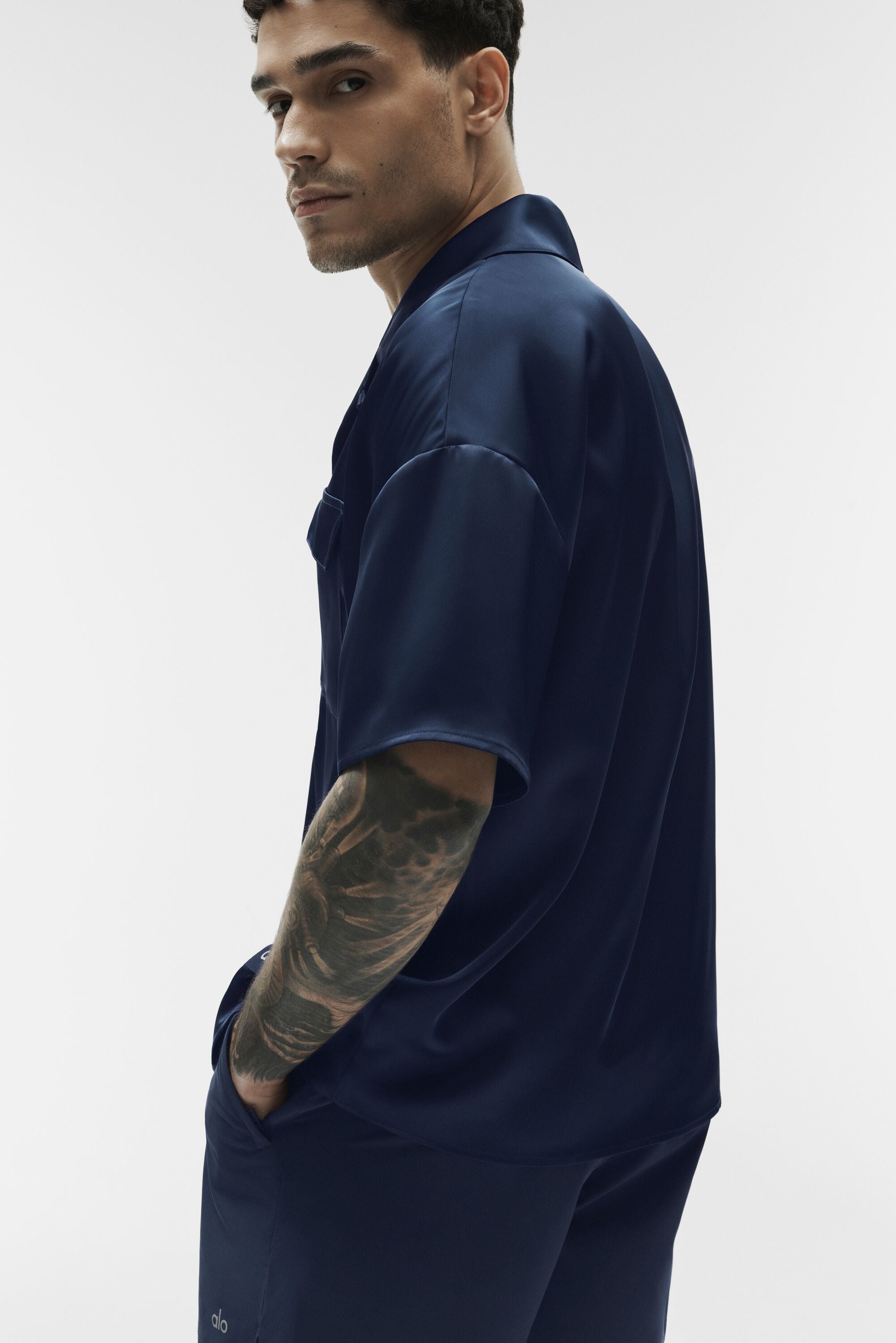 Alo Yoga Satin Horizon Short Sleeve Button Up - Navy