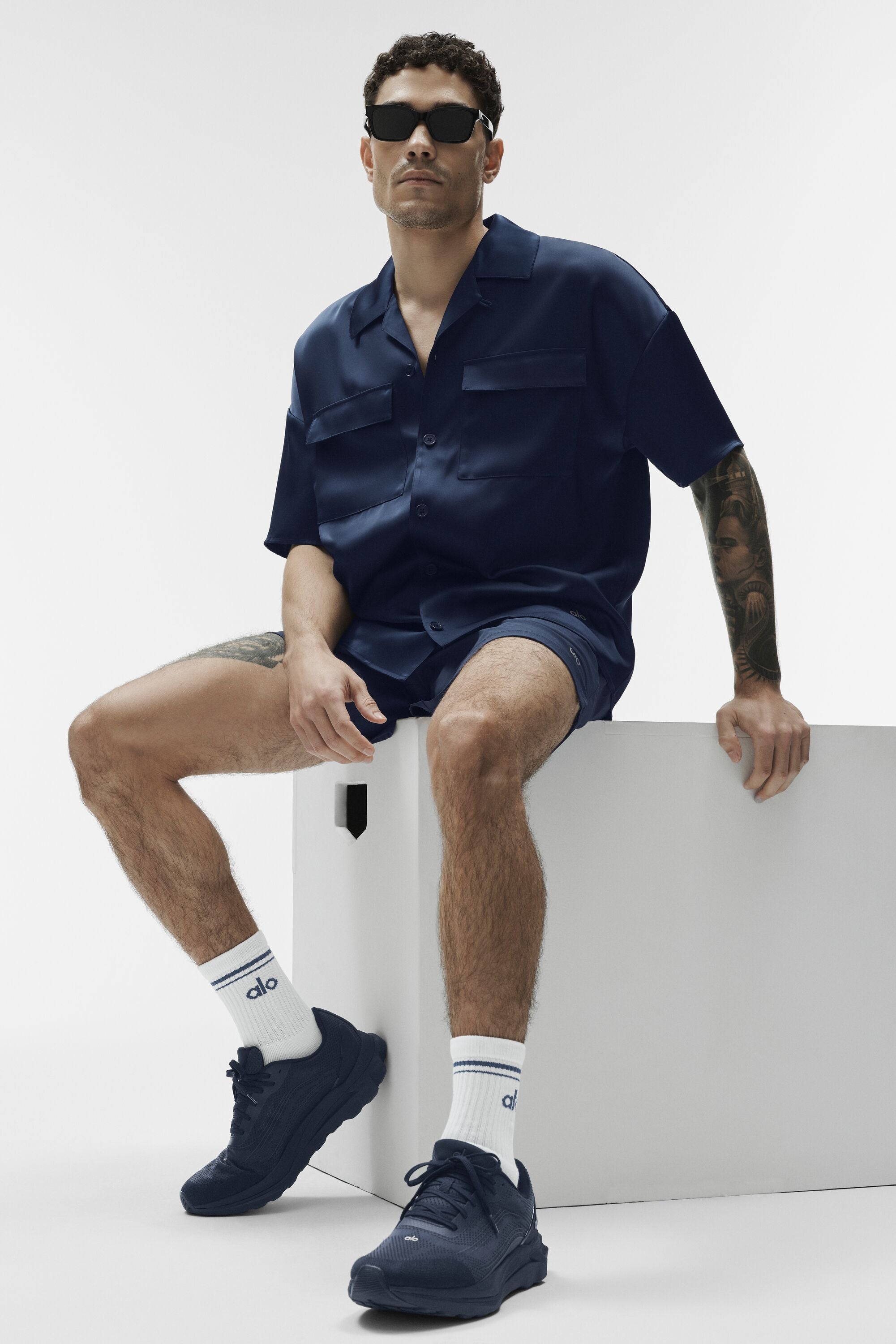 Alo Yoga Satin Horizon Short Sleeve Button Up - Navy