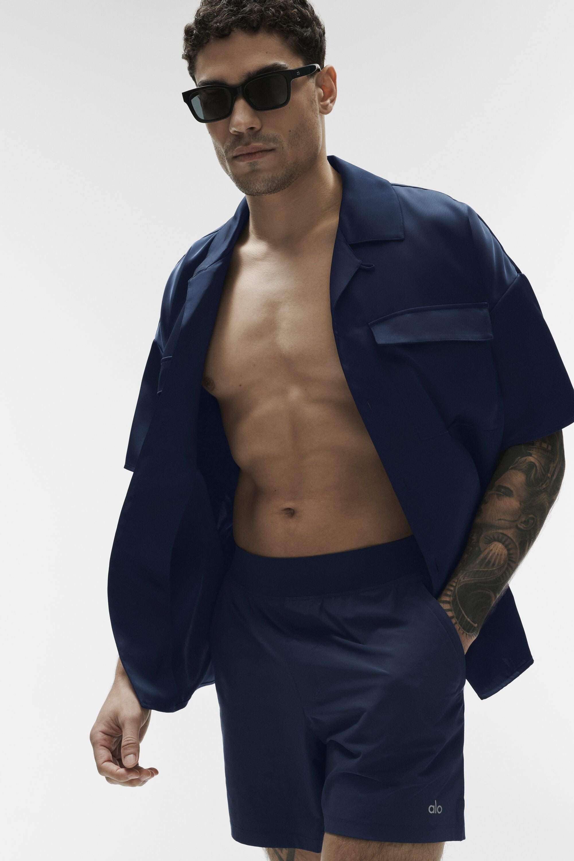 Alo Yoga Satin Horizon Short Sleeve Button Up - Navy
