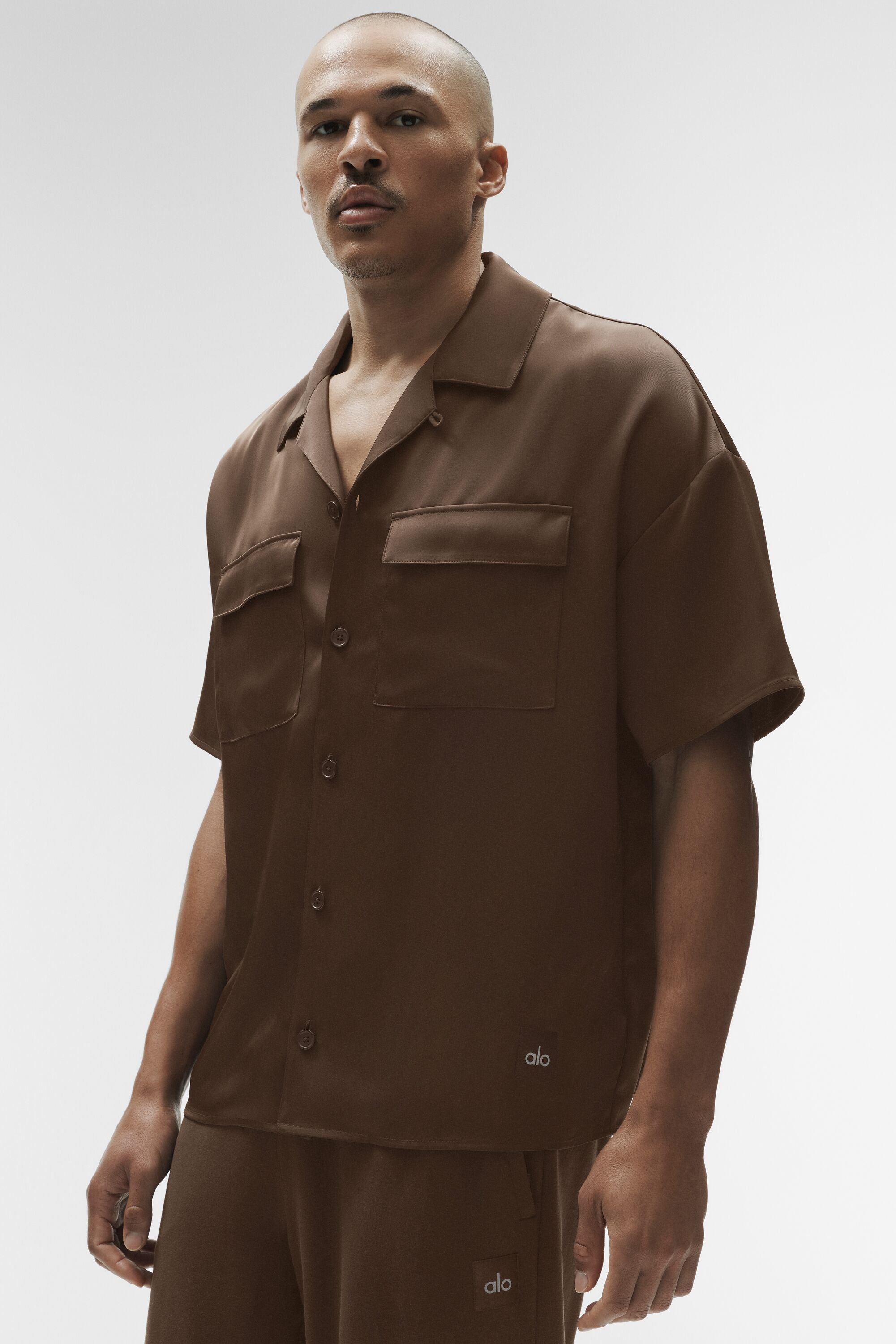 Alo Yoga Satin Horizon Short Sleeve Button Up - Espresso