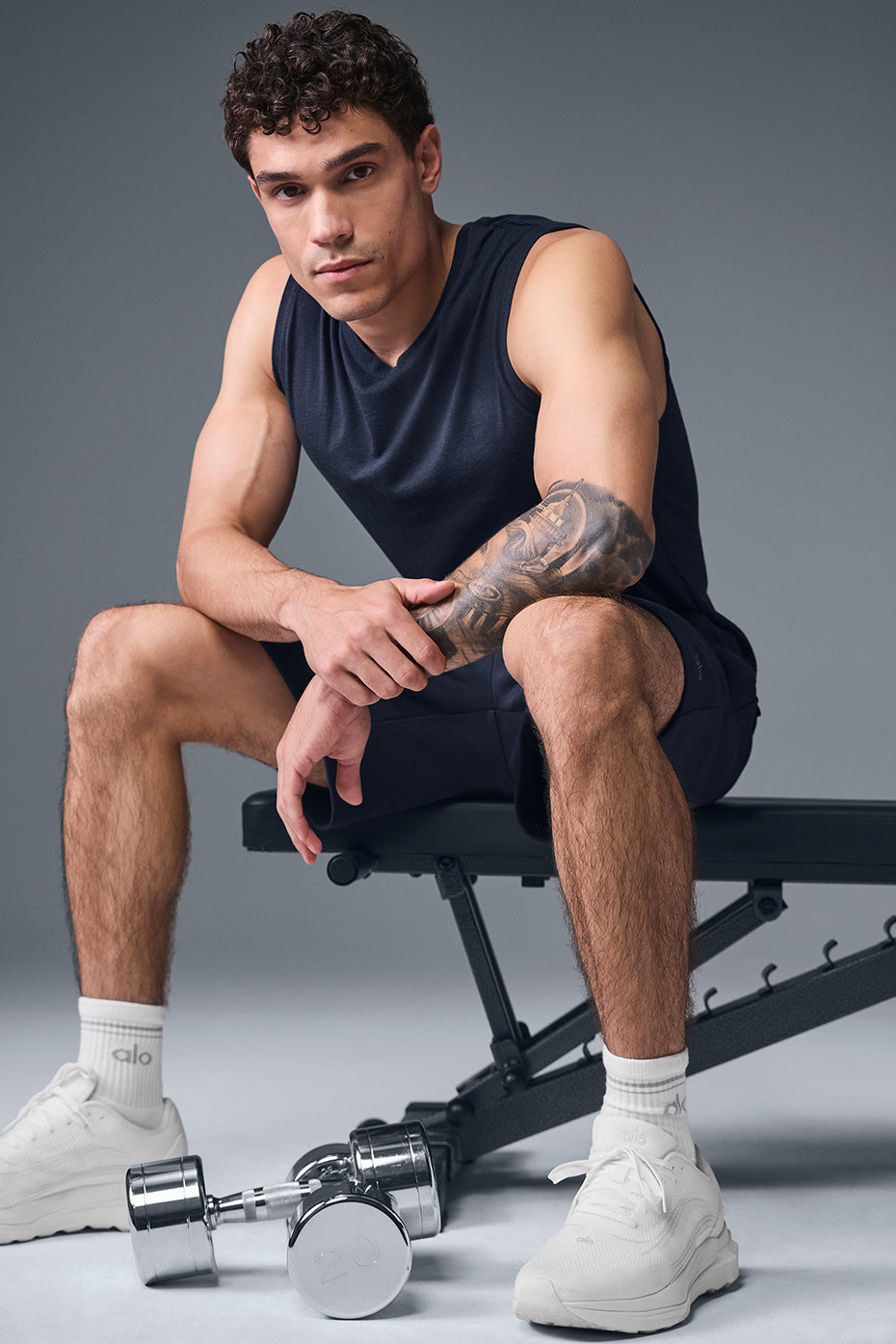 Alo Yoga The Triumph Muscle Tank - Navy