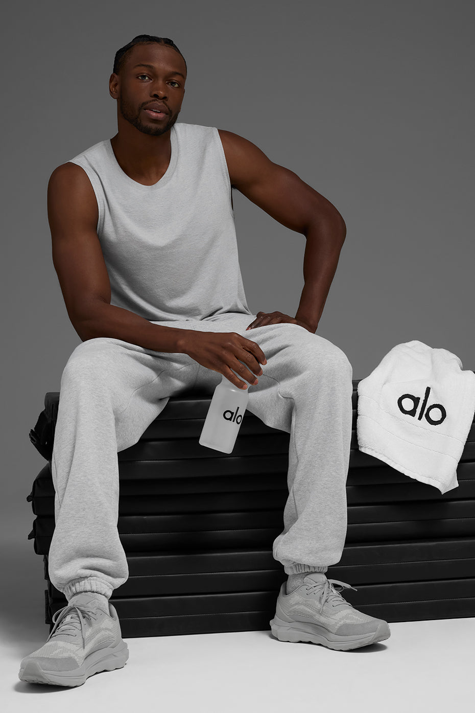 Alo Yoga The Triumph Muscle Tank - Athletic Heather Grey